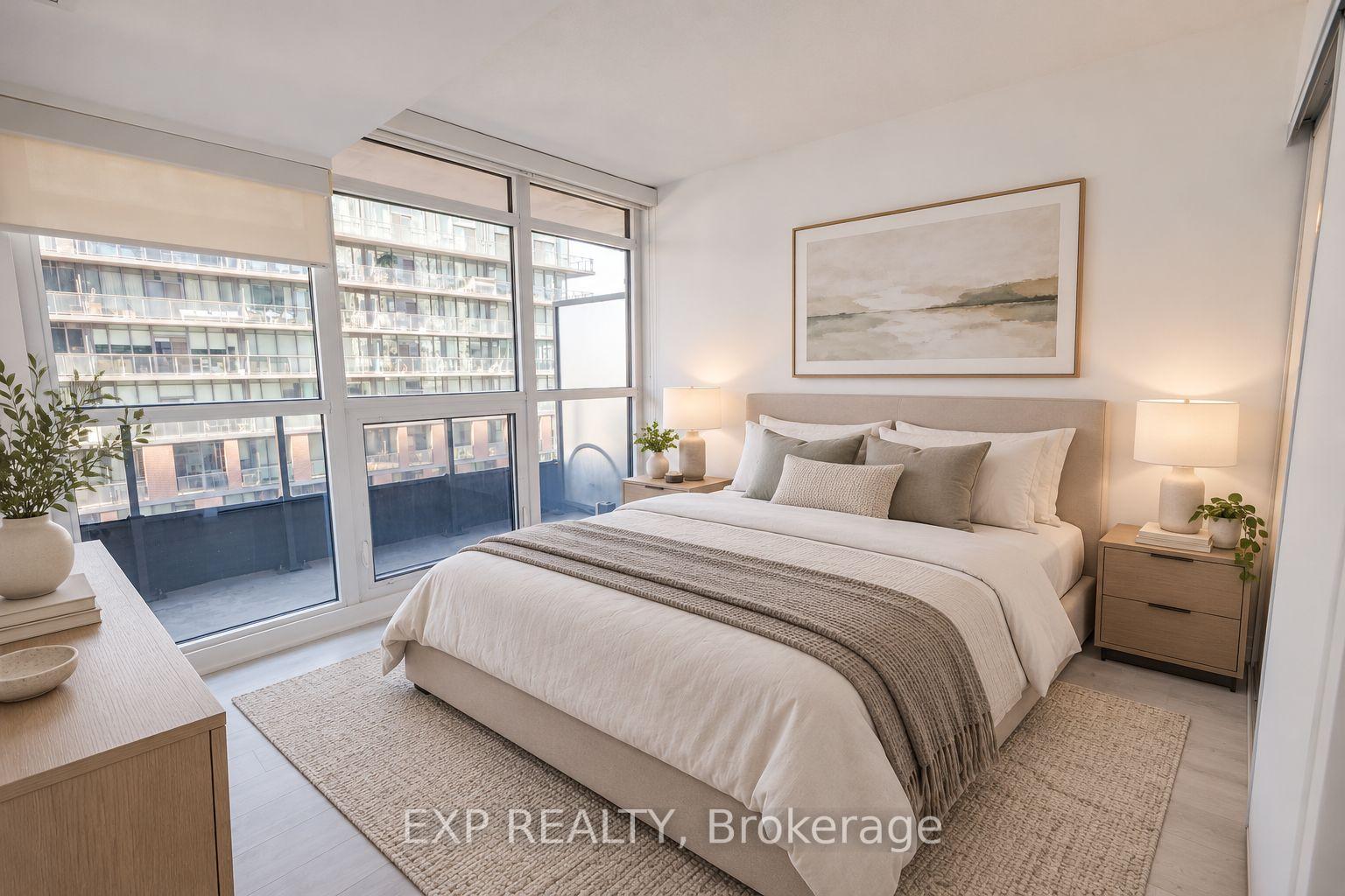 Photo 6 of Unit 1015, 80 Queens Wharf Road, Toronto, Waterfront Communities — HOMEH