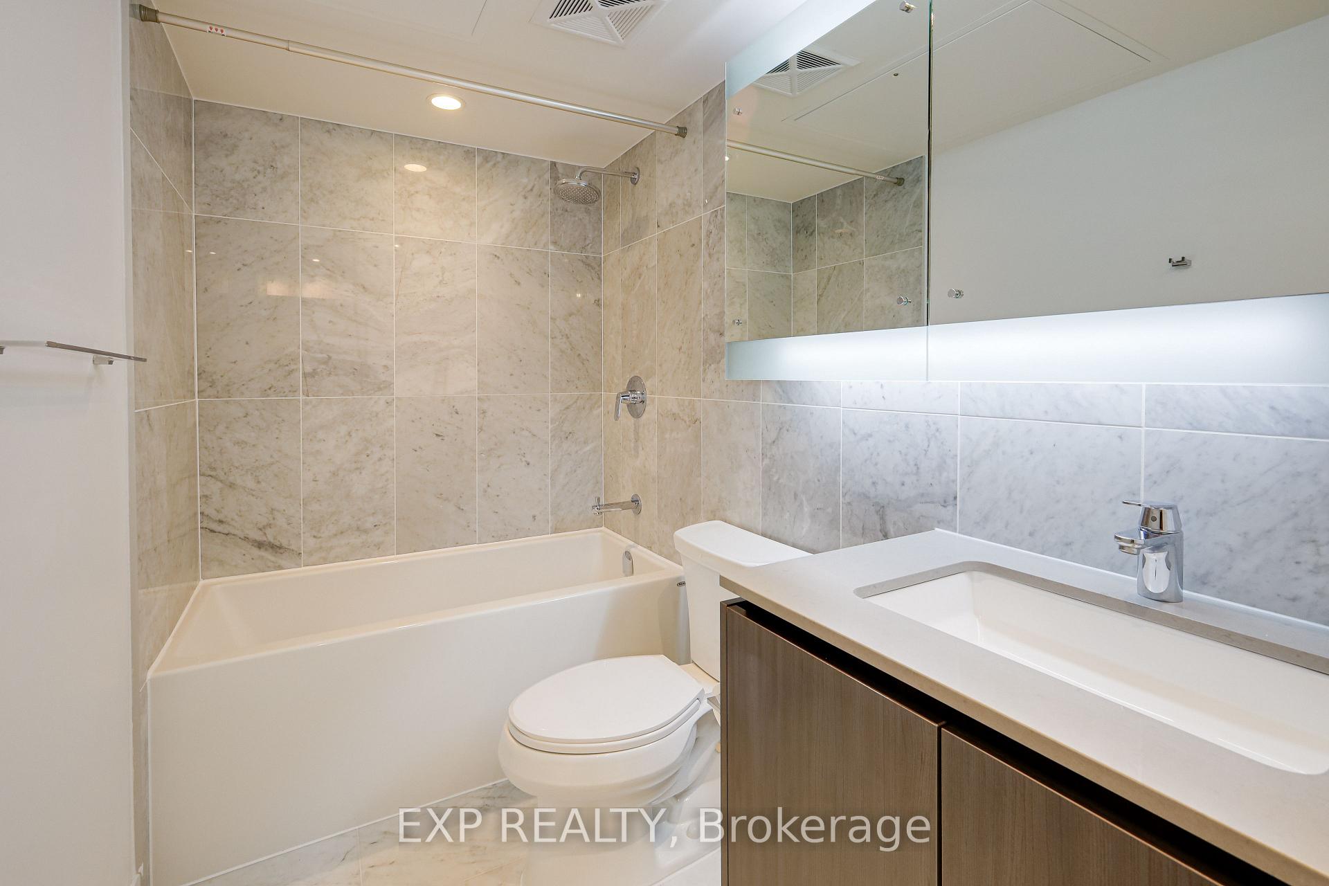 Photo 12 of Unit 1015, 80 Queens Wharf Road, Toronto, Waterfront Communities — HOMEH