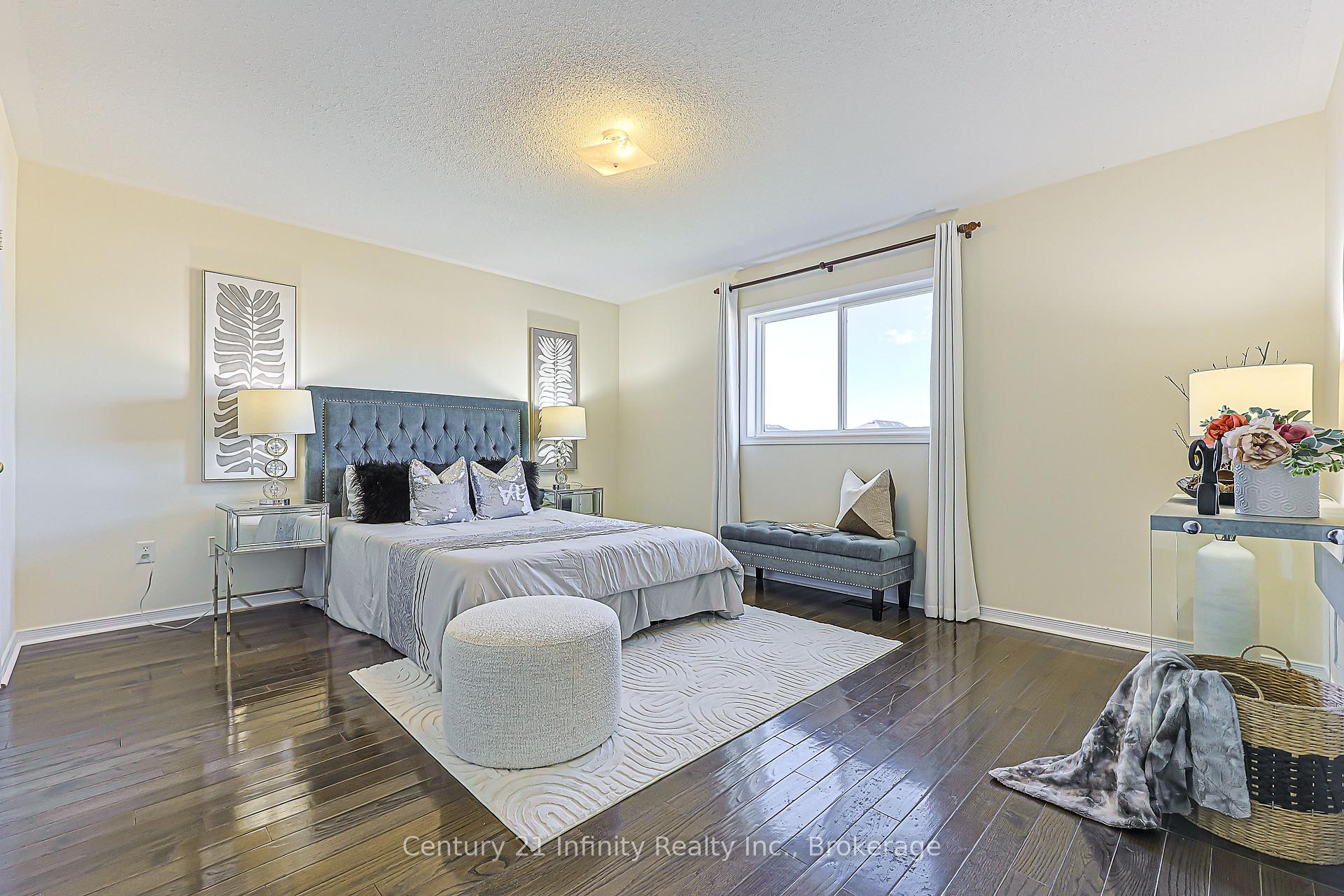 Photo 23 of 78 Harkness Drive, Whitby, Rolling Acres — HOMEH