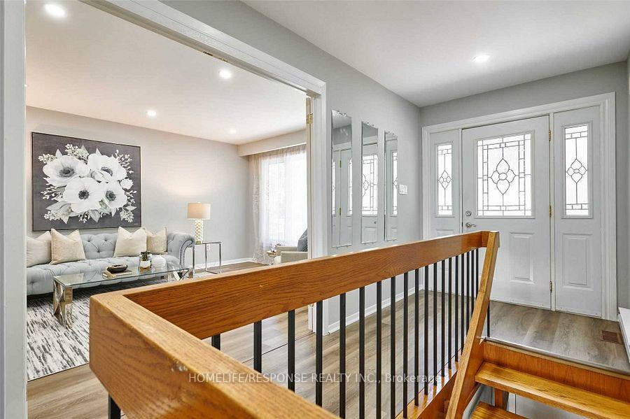 Photo 2 of 787 Sheppard Avenue, Pickering, Woodlands — HOMEH
