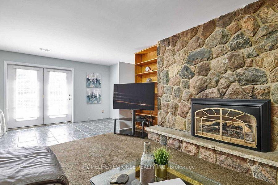 Photo 12 of 787 Sheppard Avenue, Pickering, Woodlands — HOMEH