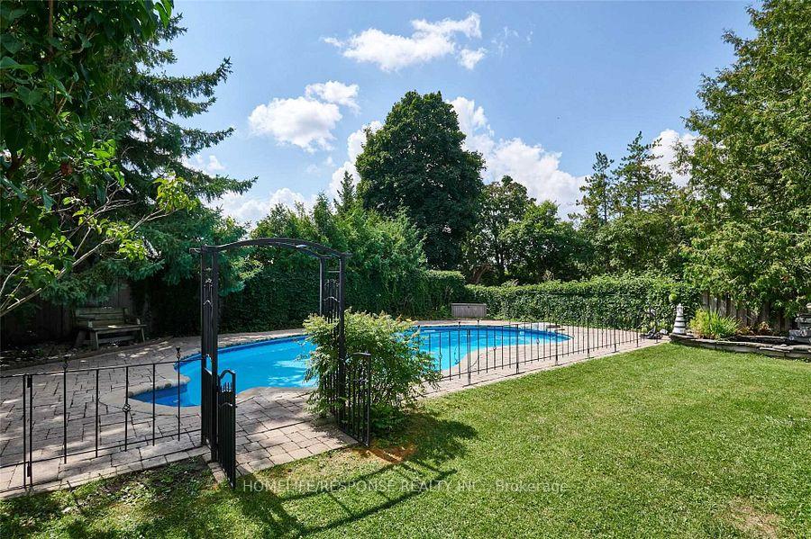 Photo 16 of 787 Sheppard Avenue, Pickering, Woodlands — HOMEH