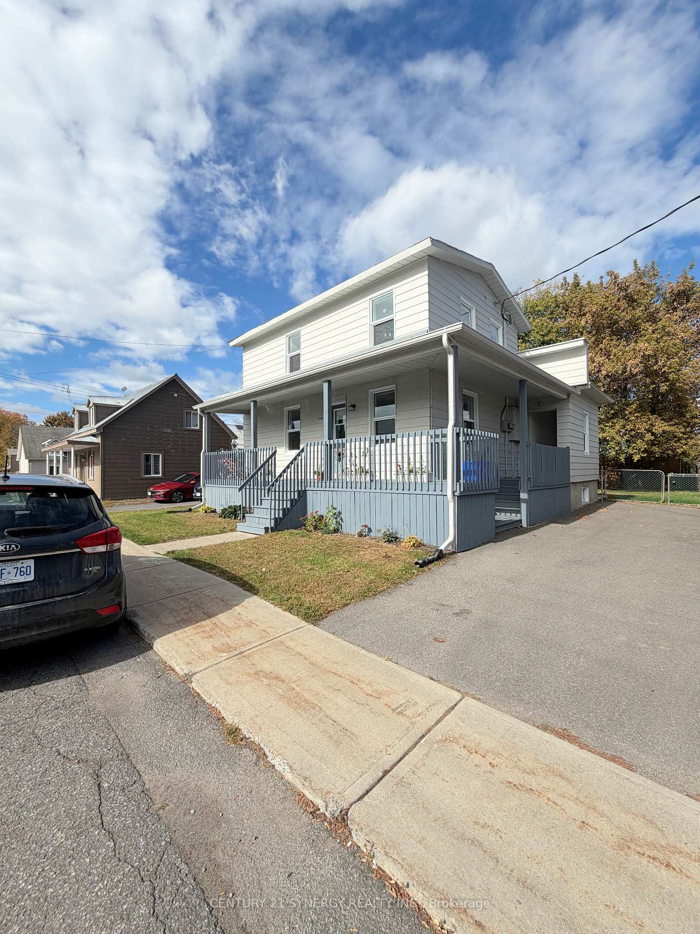 Photo of Unit A, 346 Rue Telegraph Road