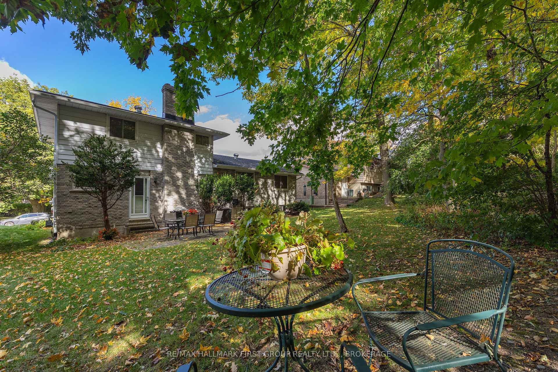 Photo 2 of 884 Safari Drive, Kingston, North of Taylor-Kidd Blvd — HOMEH