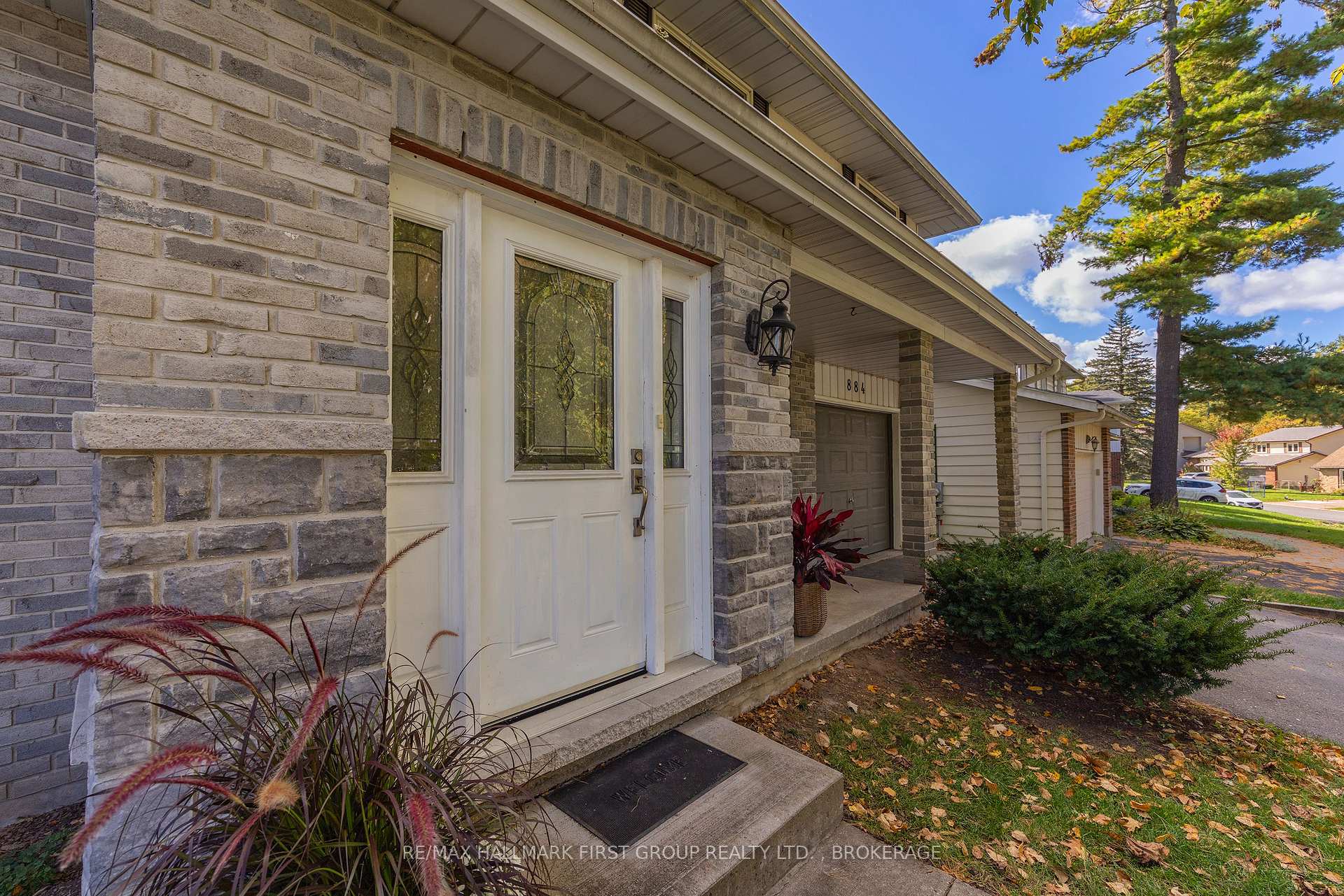 Photo 3 of 884 Safari Drive, Kingston, North of Taylor-Kidd Blvd — HOMEH
