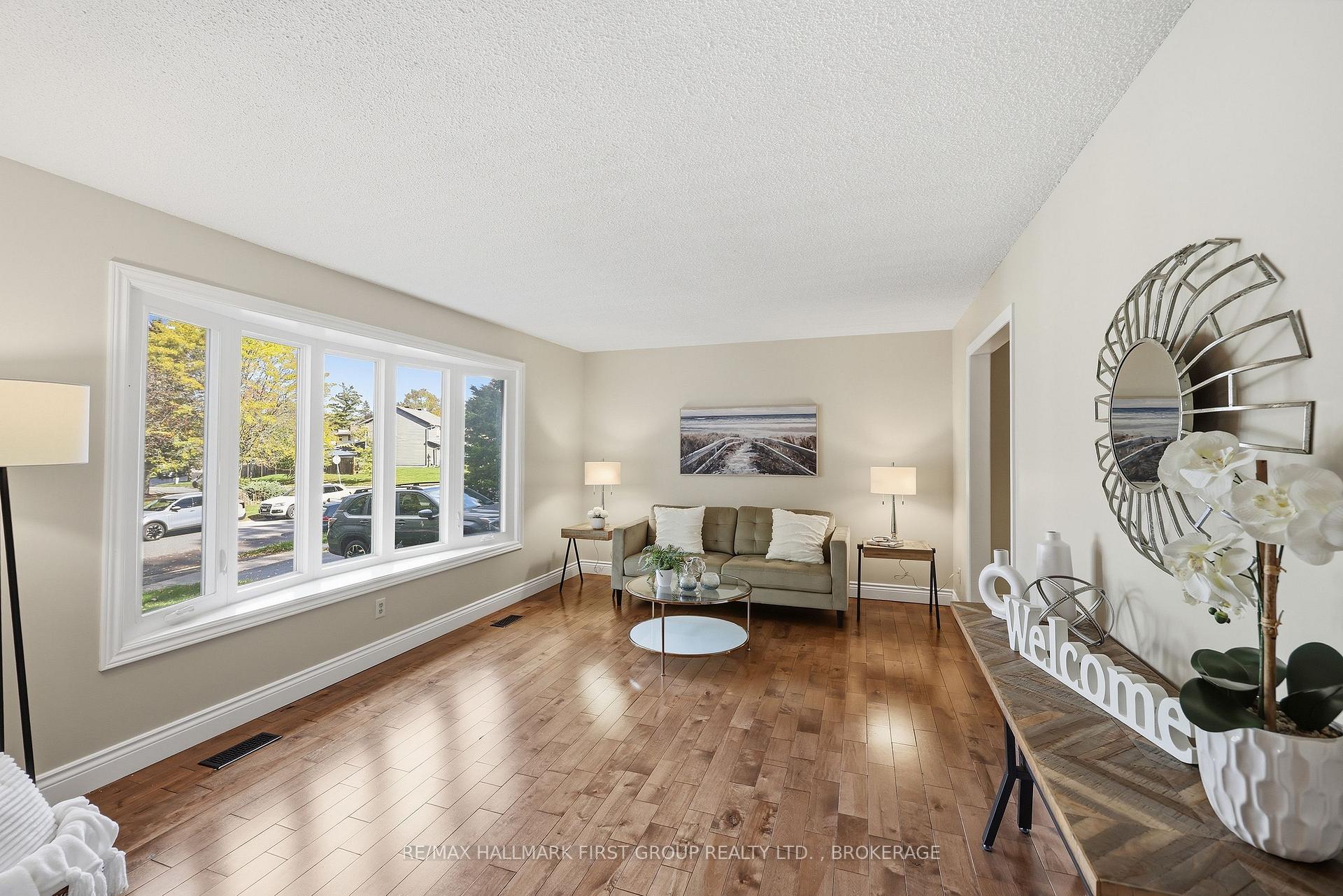 Photo 6 of 884 Safari Drive, Kingston, North of Taylor-Kidd Blvd — HOMEH