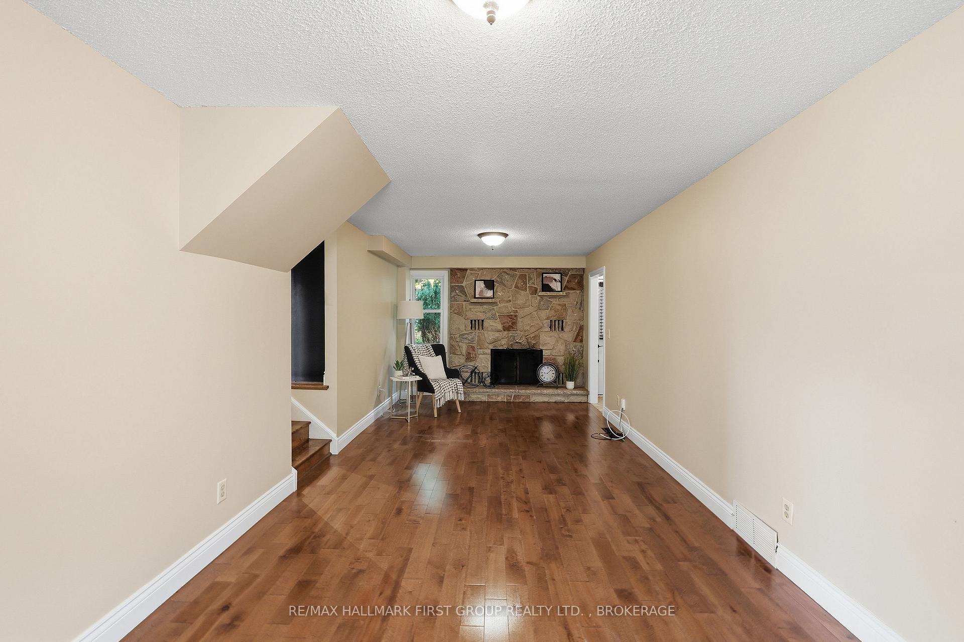 Photo 18 of 884 Safari Drive, Kingston, North of Taylor-Kidd Blvd — HOMEH