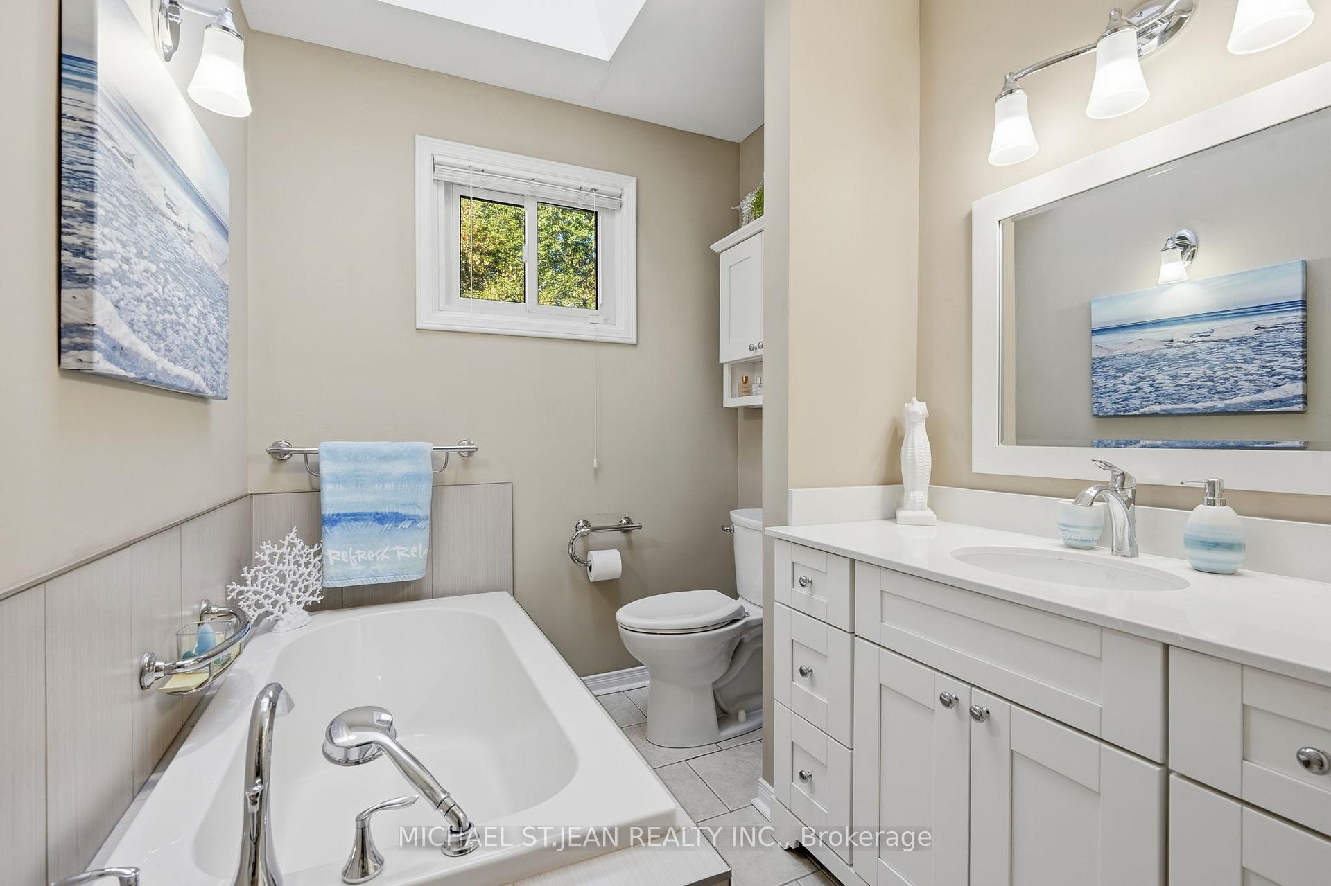 Photo 17 of 31 Shakespeare Avenue, St. Catharines, Haig — HOMEH