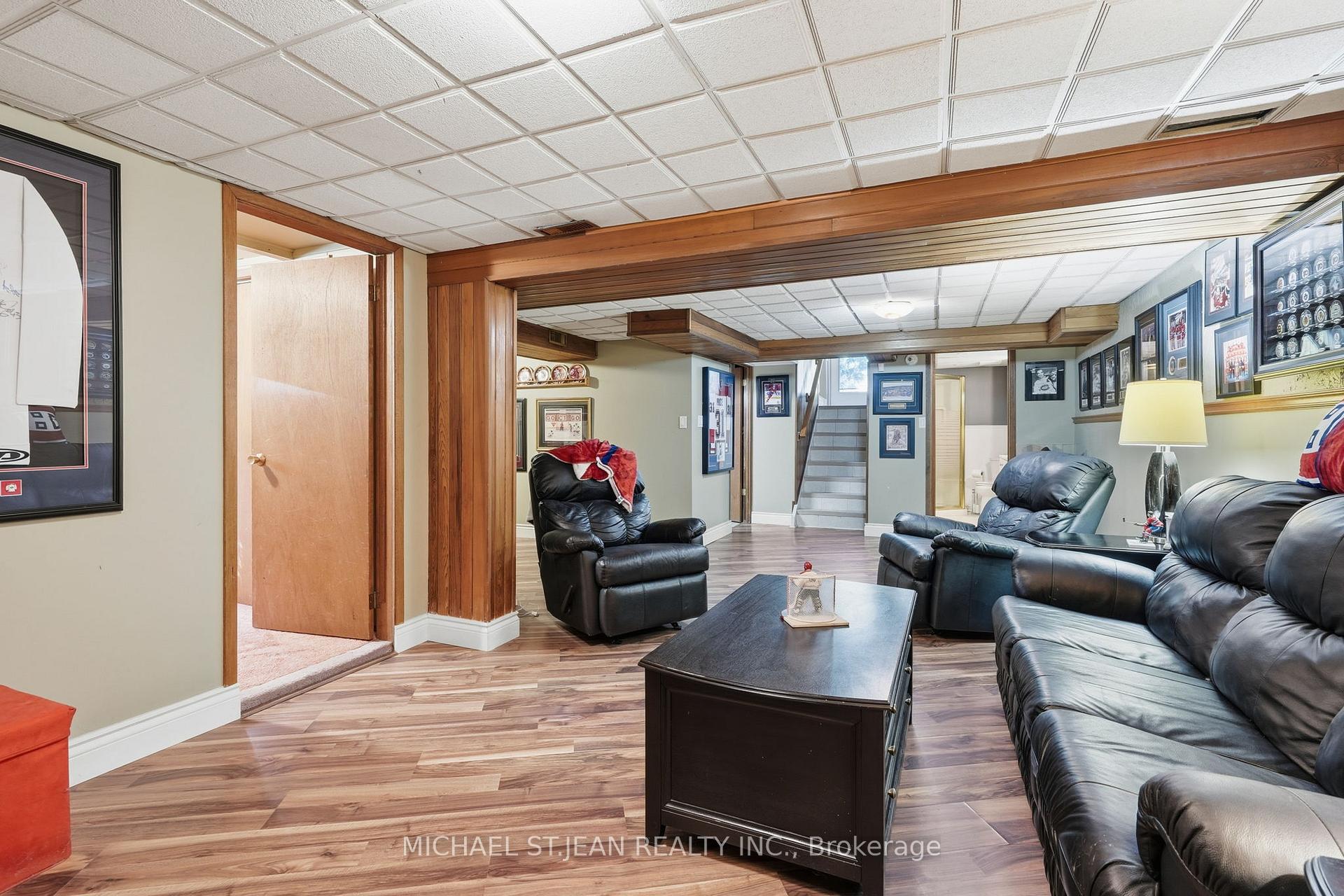 Photo 20 of 31 Shakespeare Avenue, St. Catharines, Haig — HOMEH