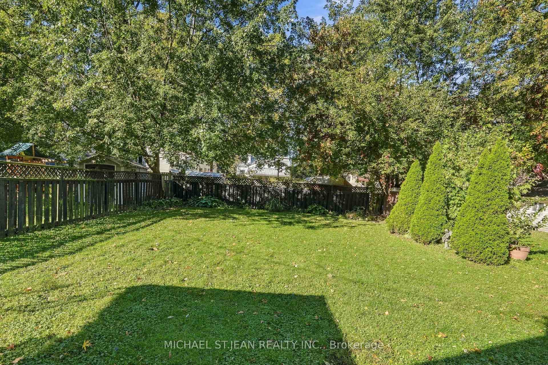 Photo 26 of 31 Shakespeare Avenue, St. Catharines, Haig — HOMEH