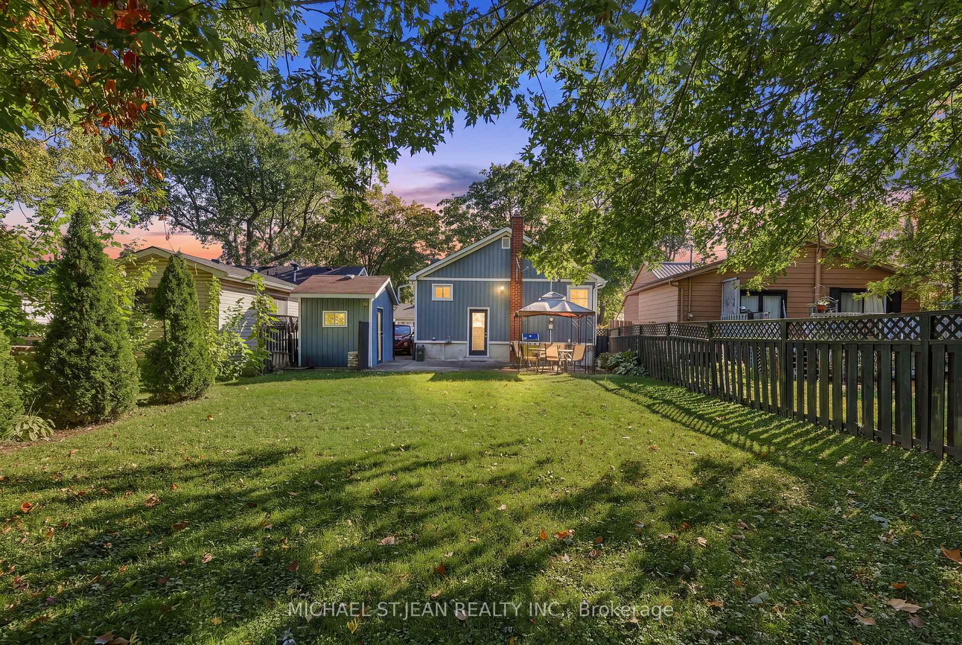 Photo 27 of 31 Shakespeare Avenue, St. Catharines, Haig — HOMEH