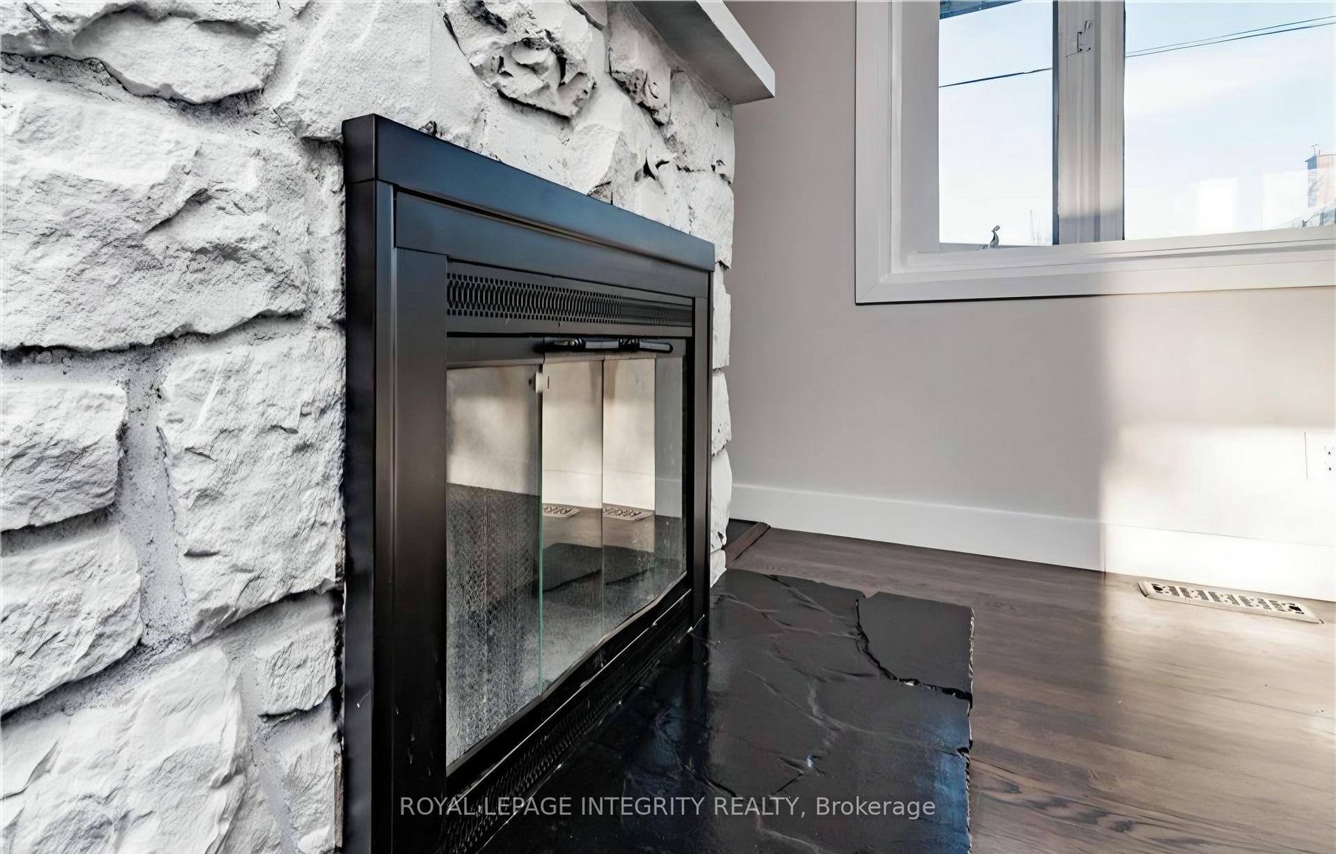 Photo 7 of Unit A, 35 Sherry Lane, Ottawa, Manordale — HOMEH