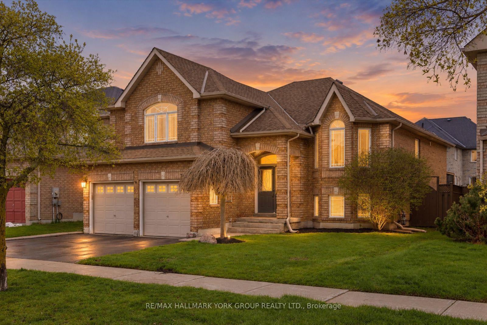 Photo 3 of 74 Wrendale Crescent, Georgina, Keswick South — HOMEH