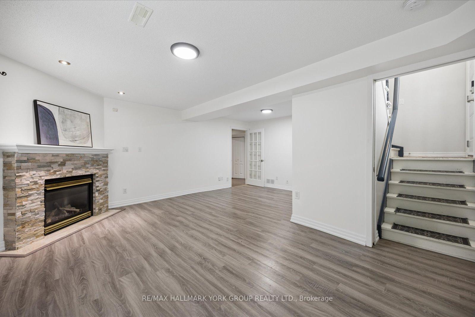 Photo 35 of 74 Wrendale Crescent, Georgina, Keswick South — HOMEH