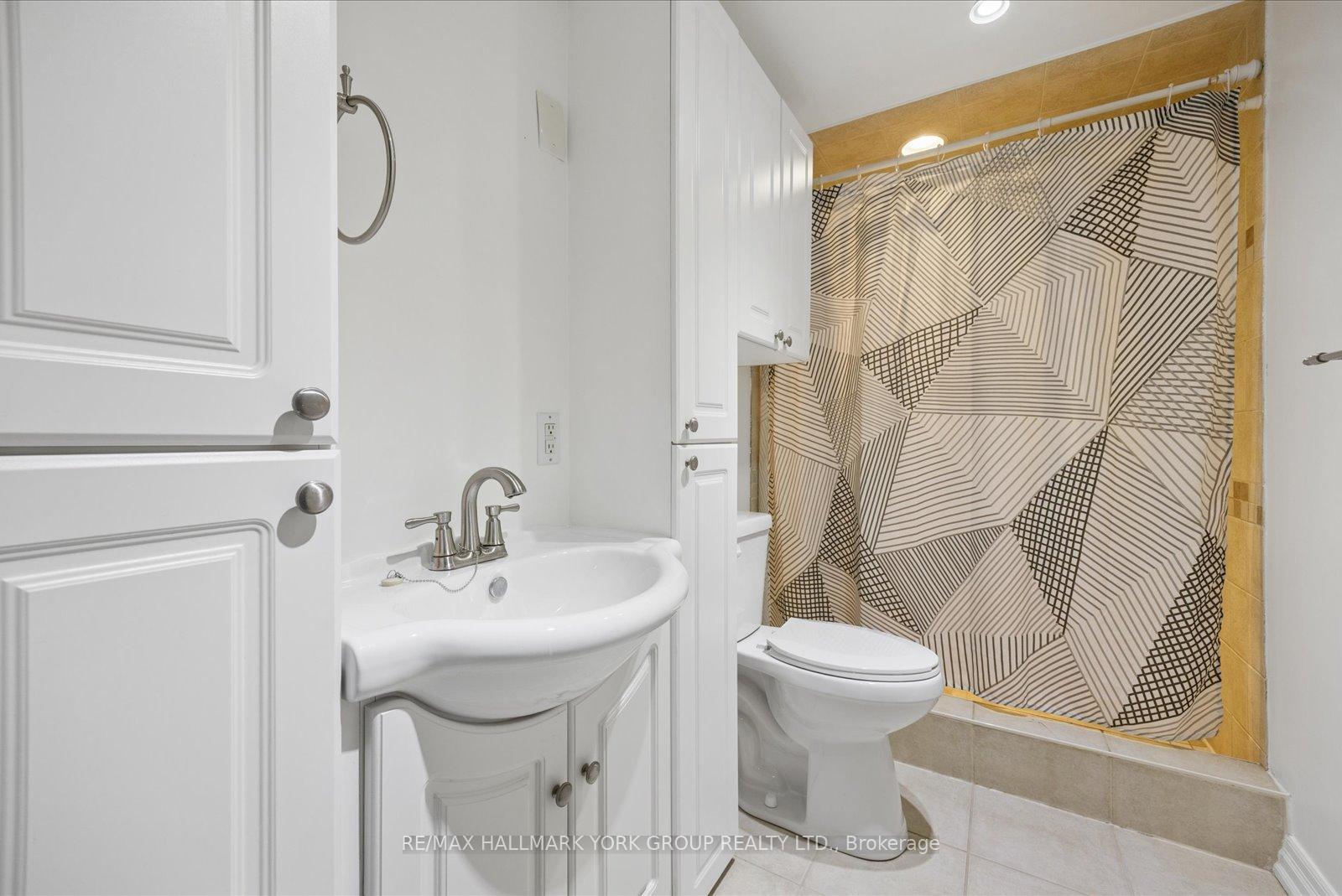 Photo 37 of 74 Wrendale Crescent, Georgina, Keswick South — HOMEH