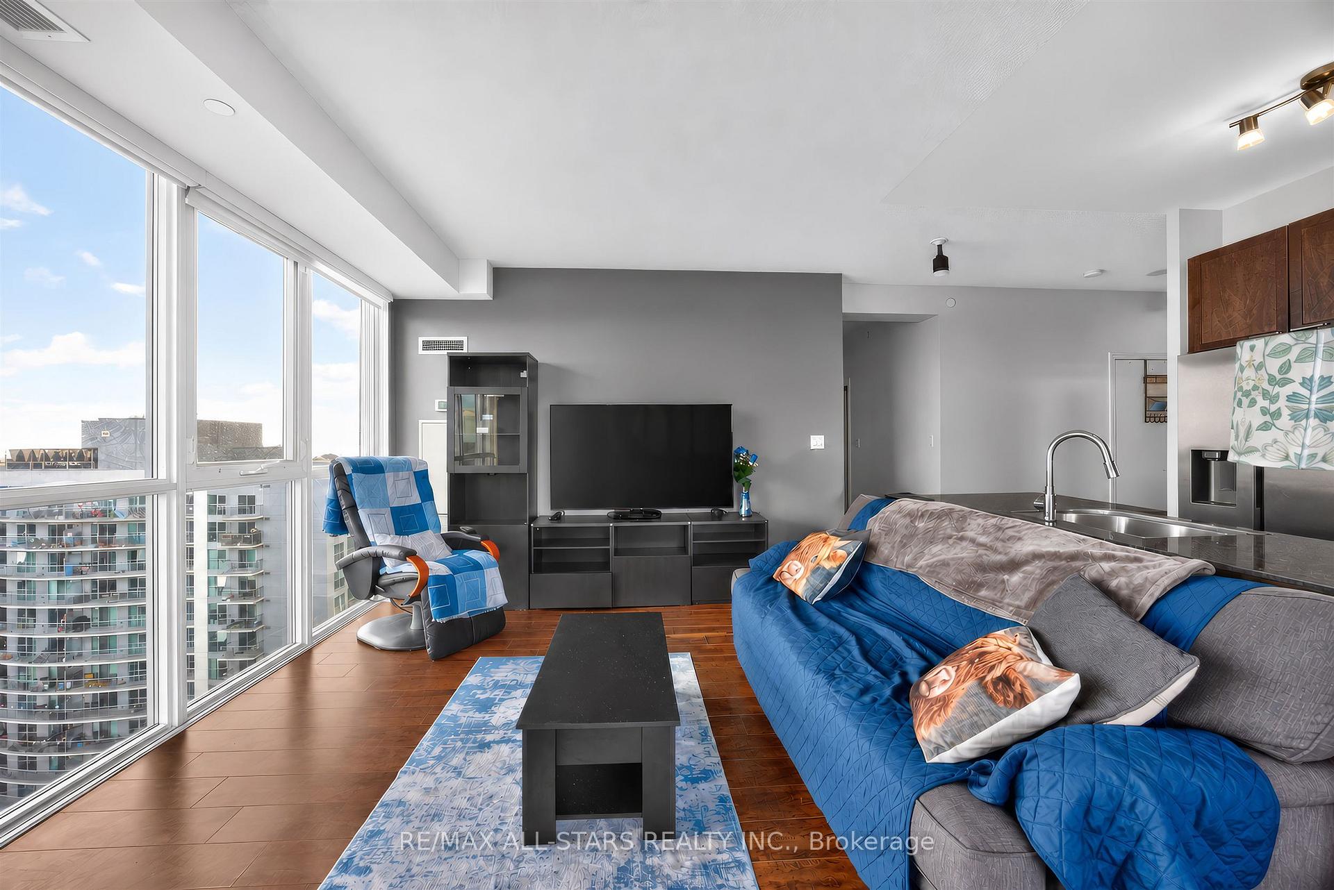 Photo 5 of Unit 2009, 1328 Birchmount Road, Scarborough, Wexford-Maryvale — HOMEH