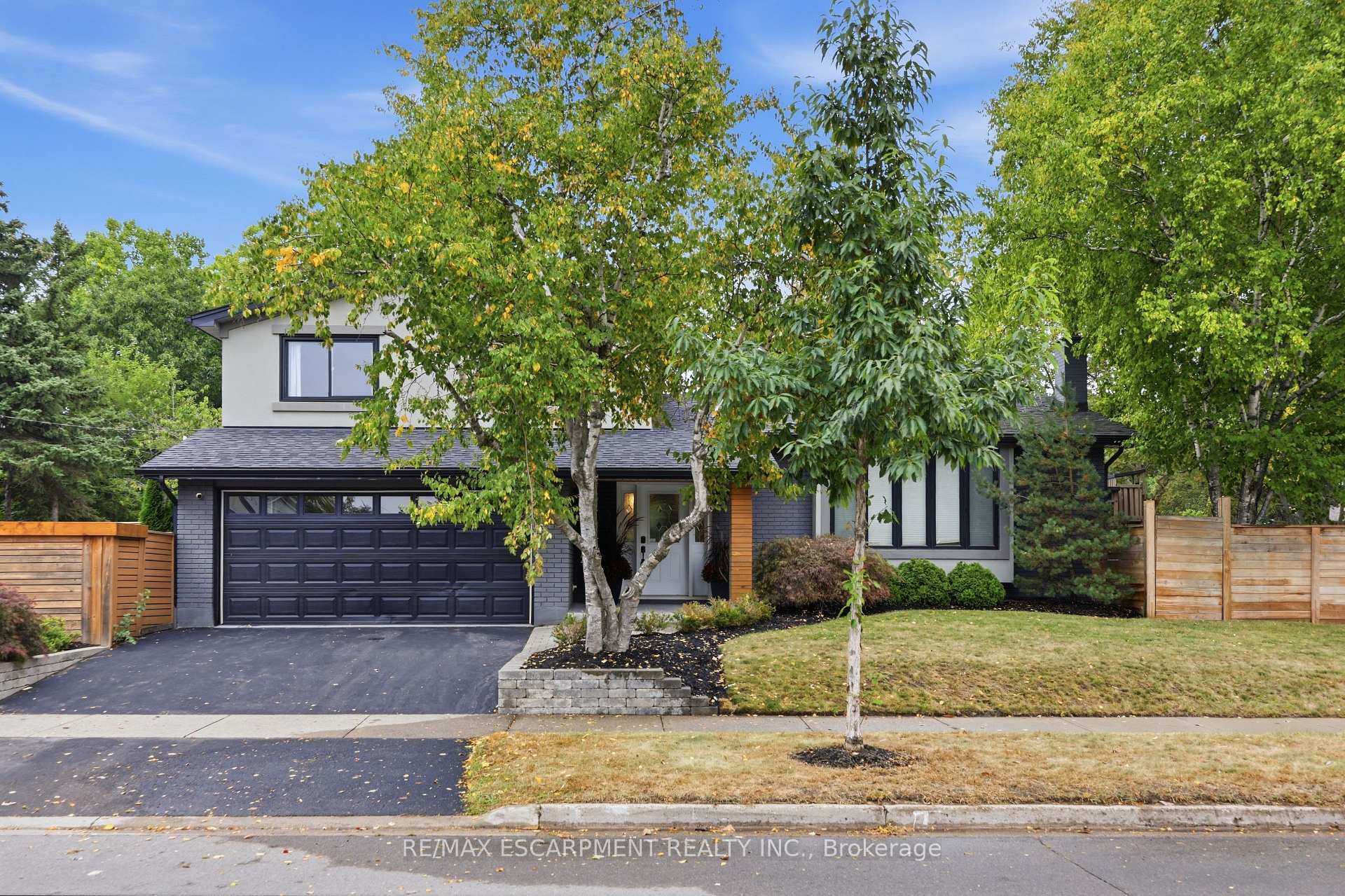 Photo of 134 Fairwood Place W