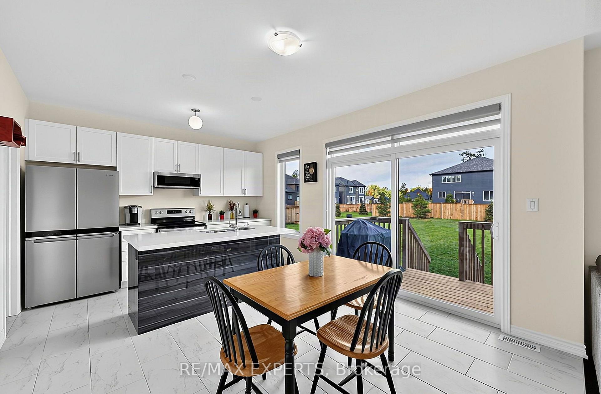 Photo 11 of 46 Simona Avenue, Wasaga Beach — HOMEH