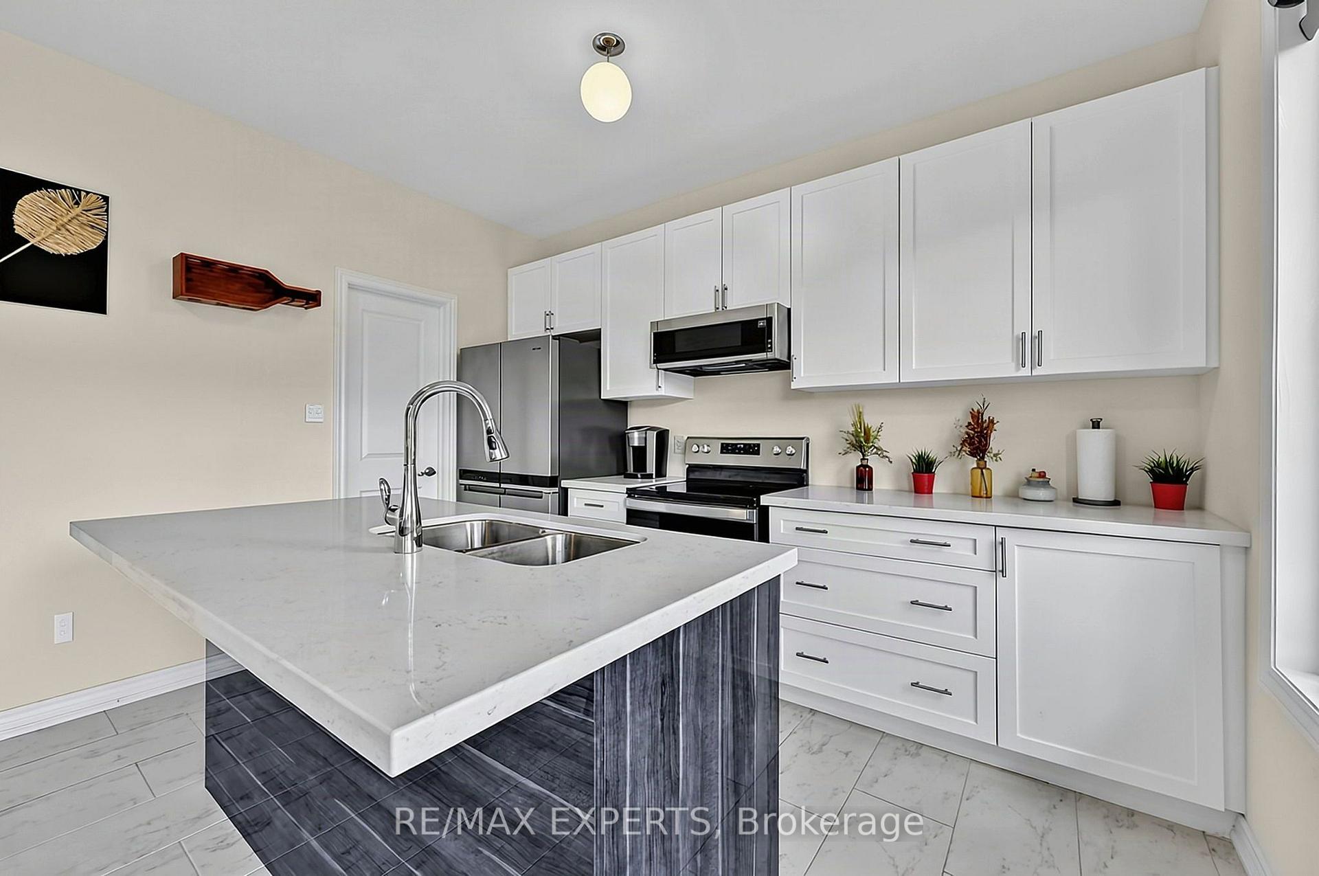 Photo 14 of 46 Simona Avenue, Wasaga Beach — HOMEH