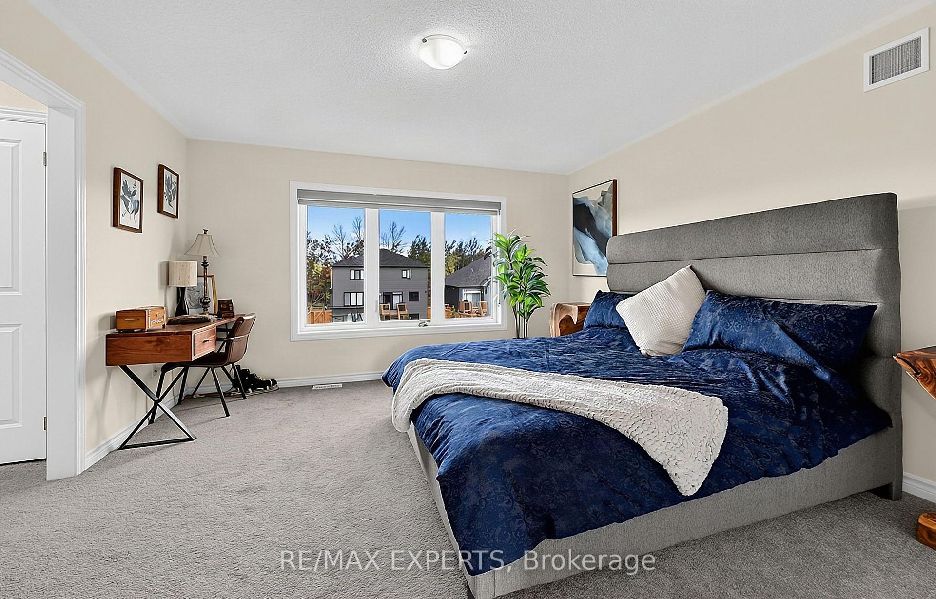 Photo 17 of 46 Simona Avenue, Wasaga Beach — HOMEH