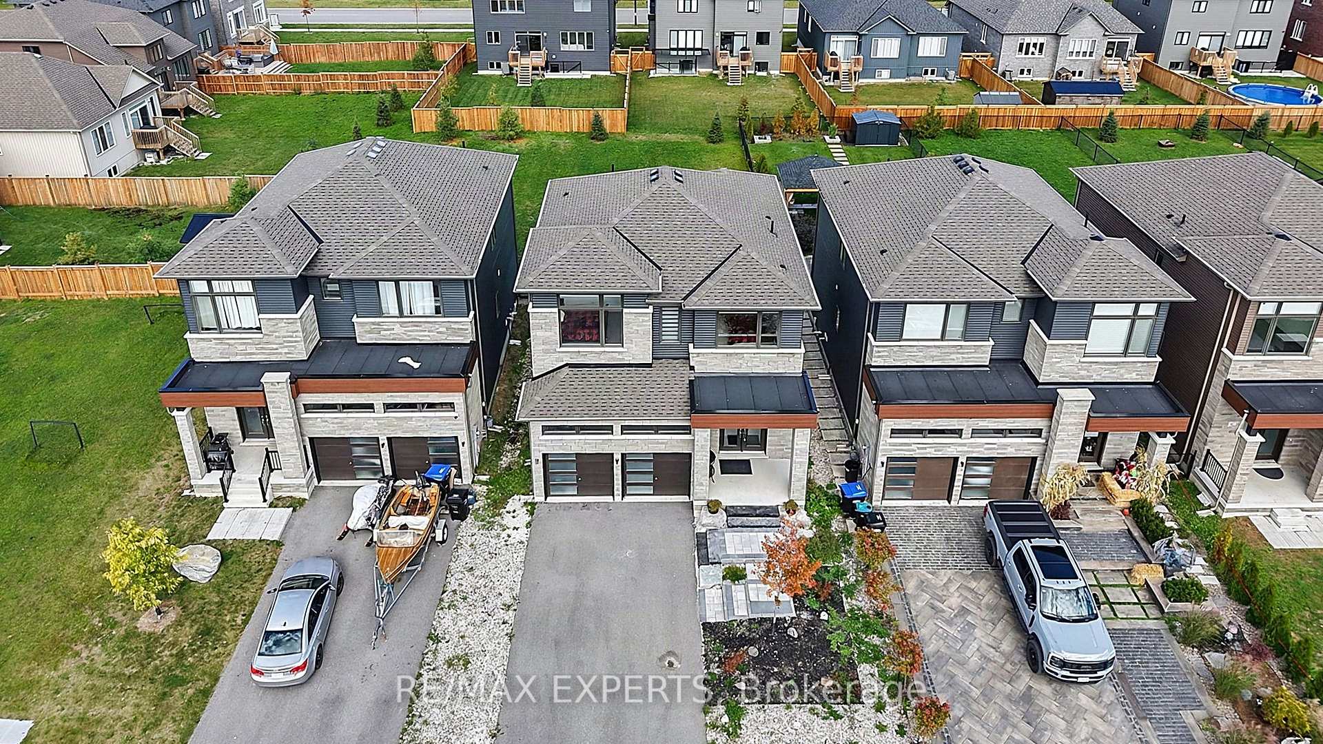 Photo 36 of 46 Simona Avenue, Wasaga Beach — HOMEH