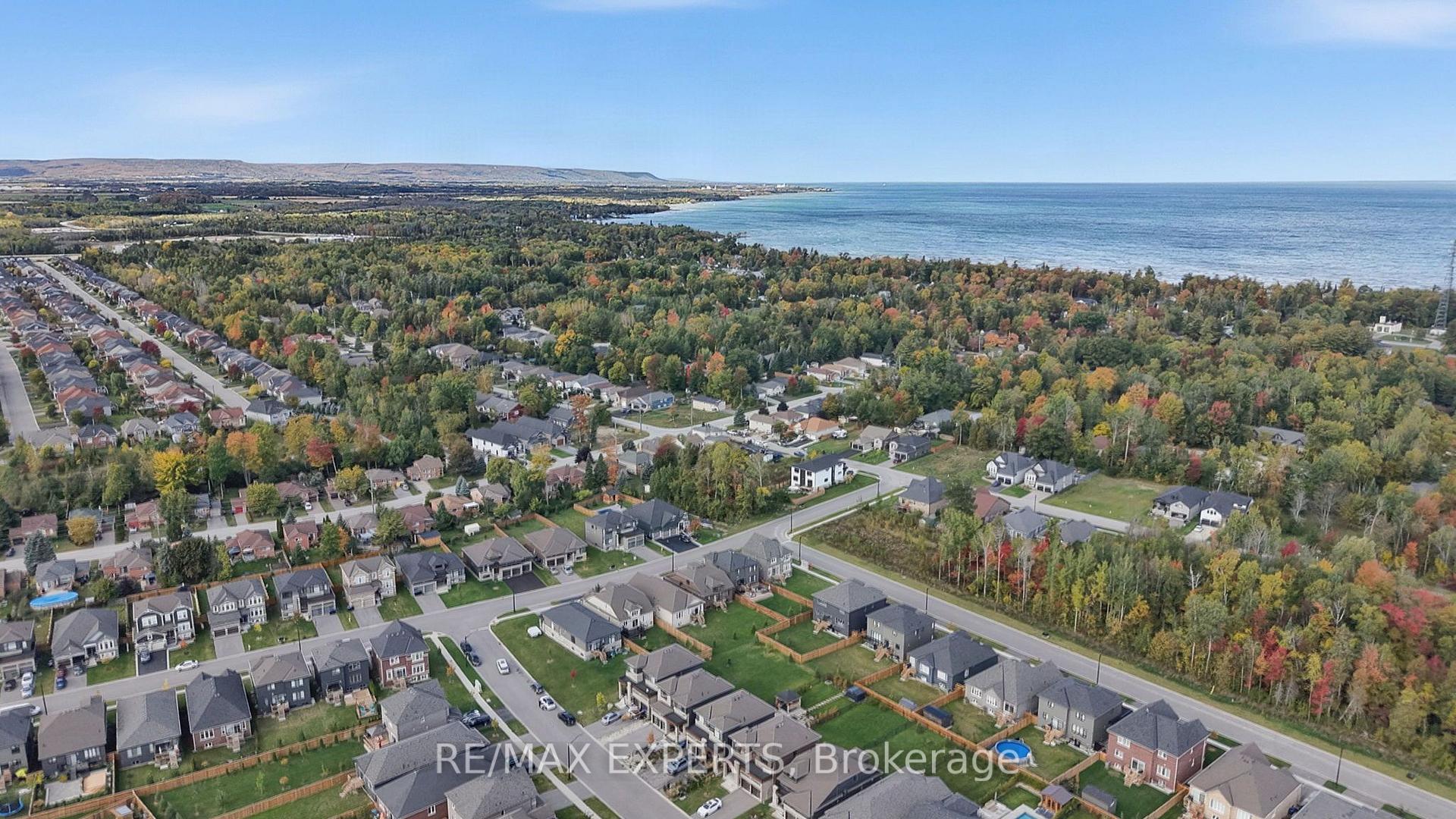 Photo 39 of 46 Simona Avenue, Wasaga Beach — HOMEH