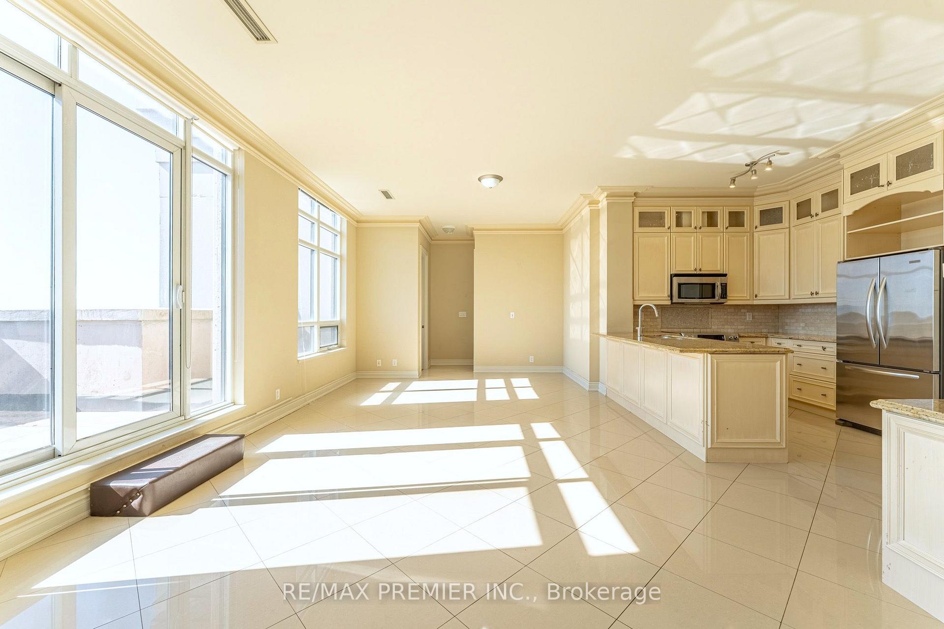 Photo of Unit PH04, 9235 Jane Street