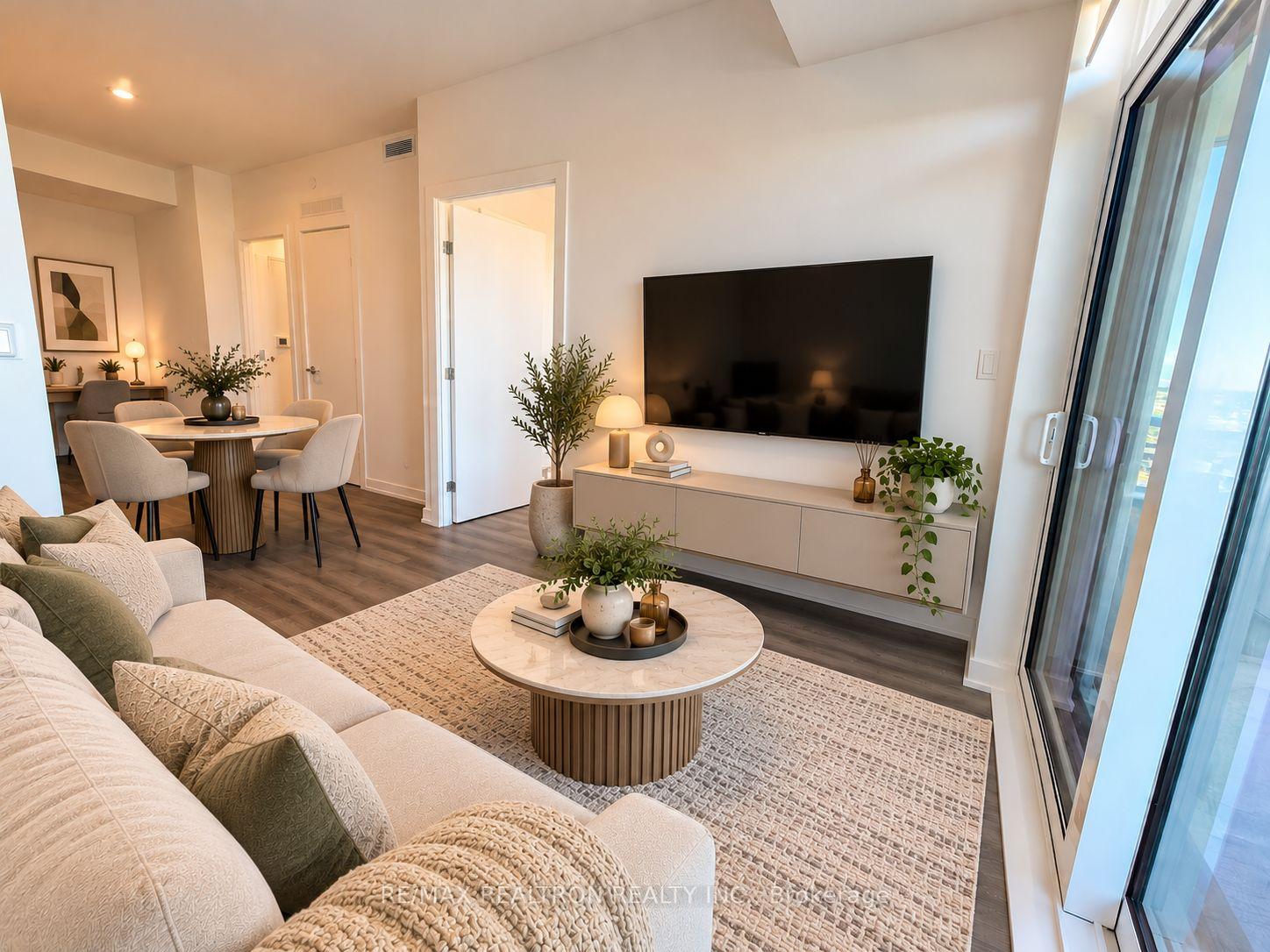 Photo 3 of Unit 1802, 5 Meadowdale Road, Vaughan, Vaughan Corporate Centre — HOMEH