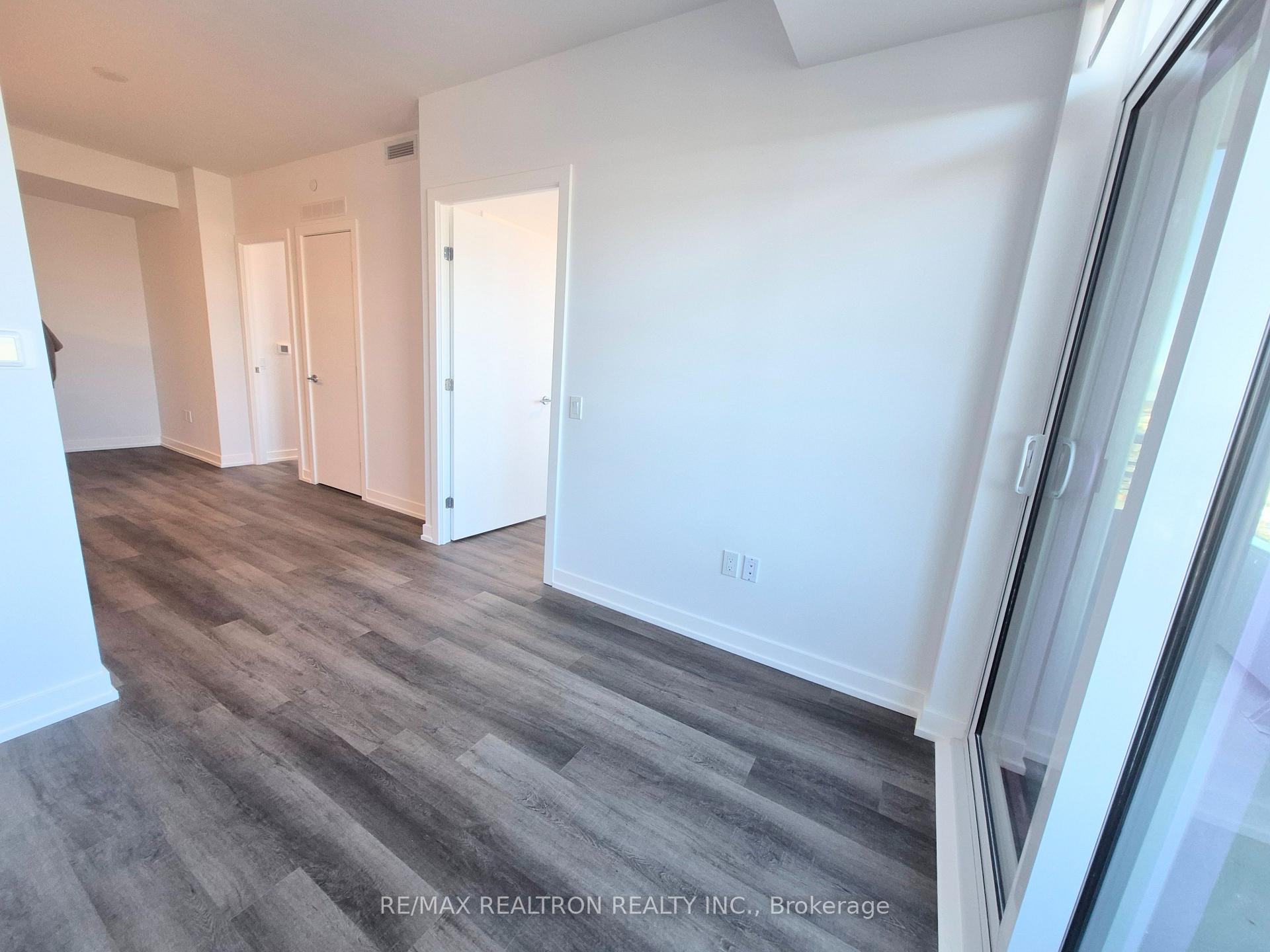 Photo 4 of Unit 1802, 5 Meadowdale Road, Vaughan, Vaughan Corporate Centre — HOMEH