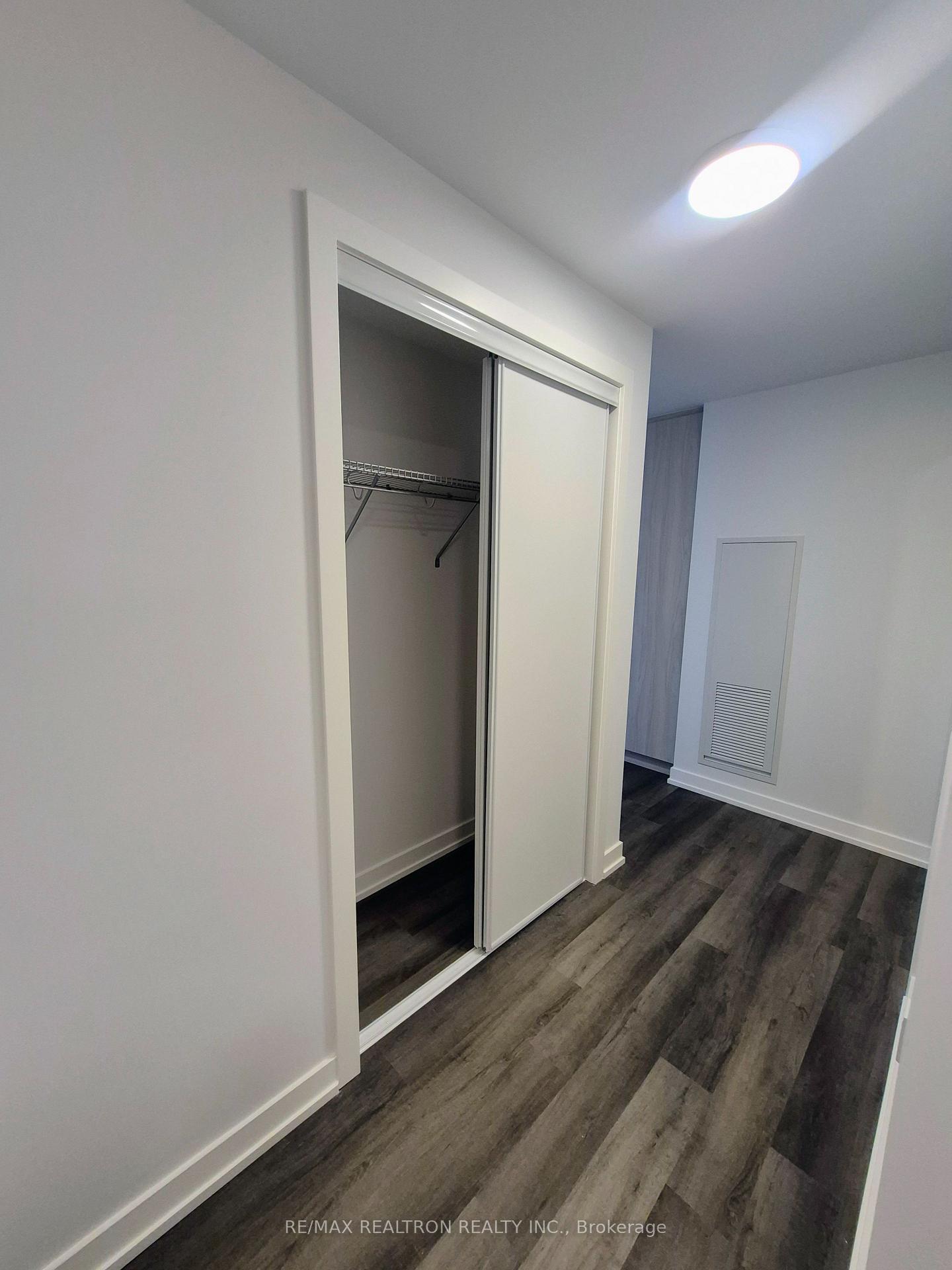 Photo 18 of Unit 1802, 5 Meadowdale Road, Vaughan, Vaughan Corporate Centre — HOMEH