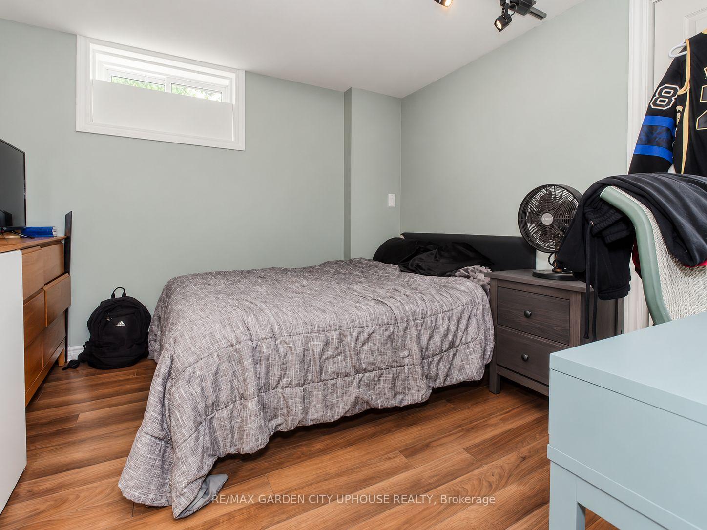 Photo 21 of 2 Treeview Place, St. Catharines, Burleigh Hill — HOMEH