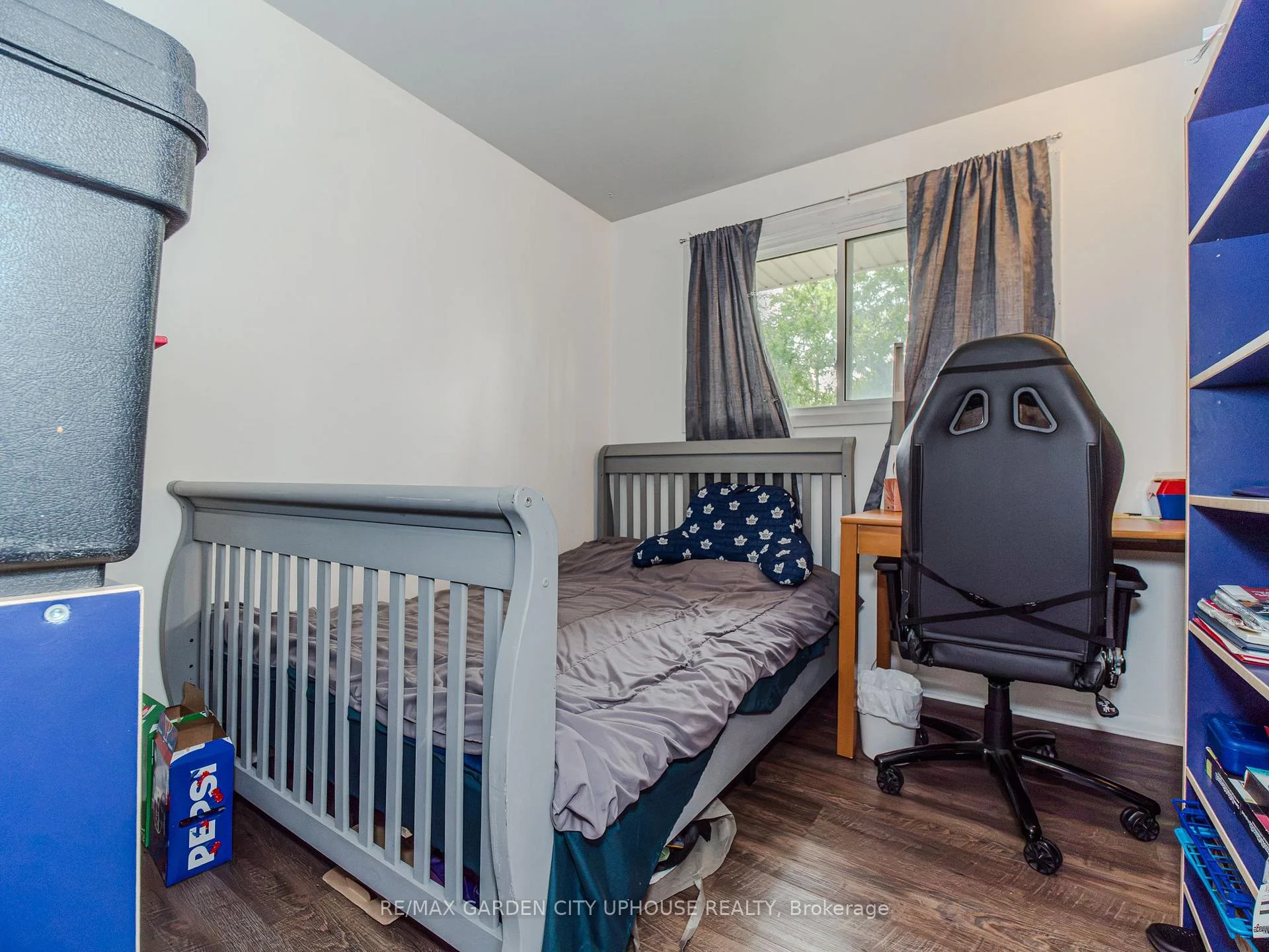Photo 11 of 2 Treeview Place, St. Catharines, Burleigh Hill — HOMEH