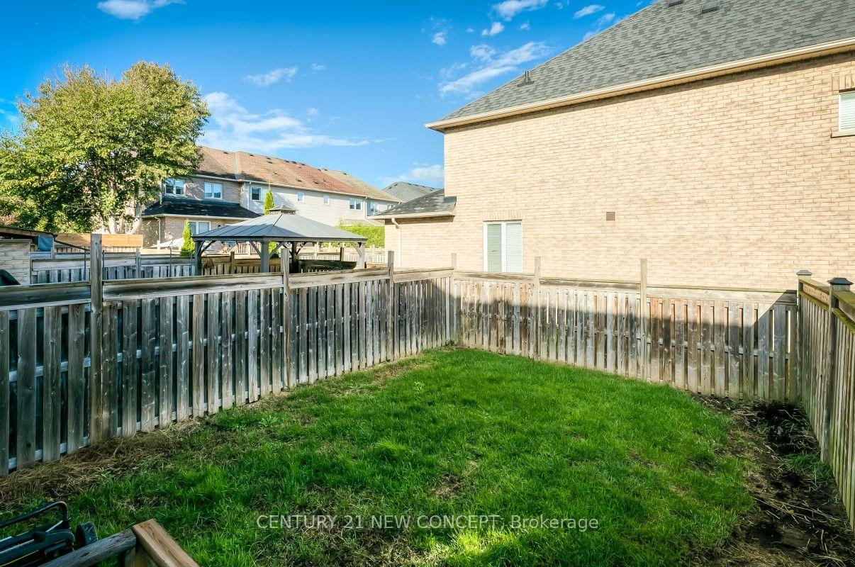 Photo 34 of 34 Odessa Crescent, Whitby, Rolling Acres — HOMEH