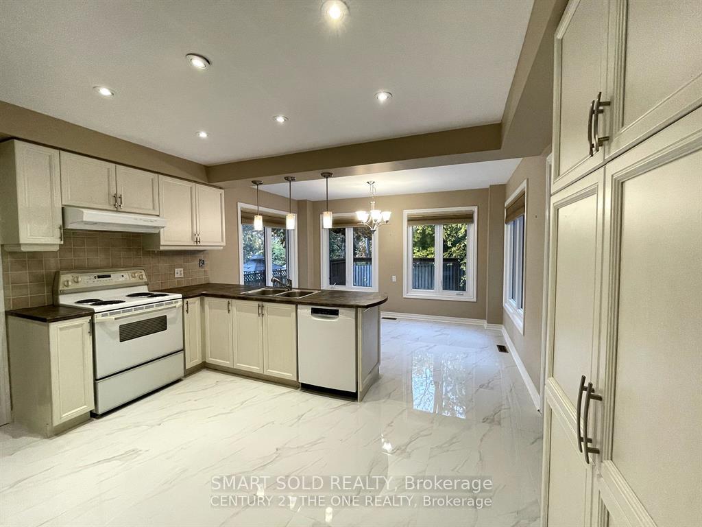Photo 15 of Unit upper, 330 Leacock Drive, Barrie, Letitia Heights — HOMEH