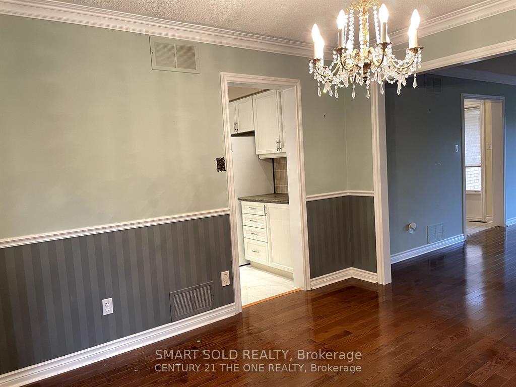 Photo 20 of Unit upper, 330 Leacock Drive, Barrie, Letitia Heights — HOMEH