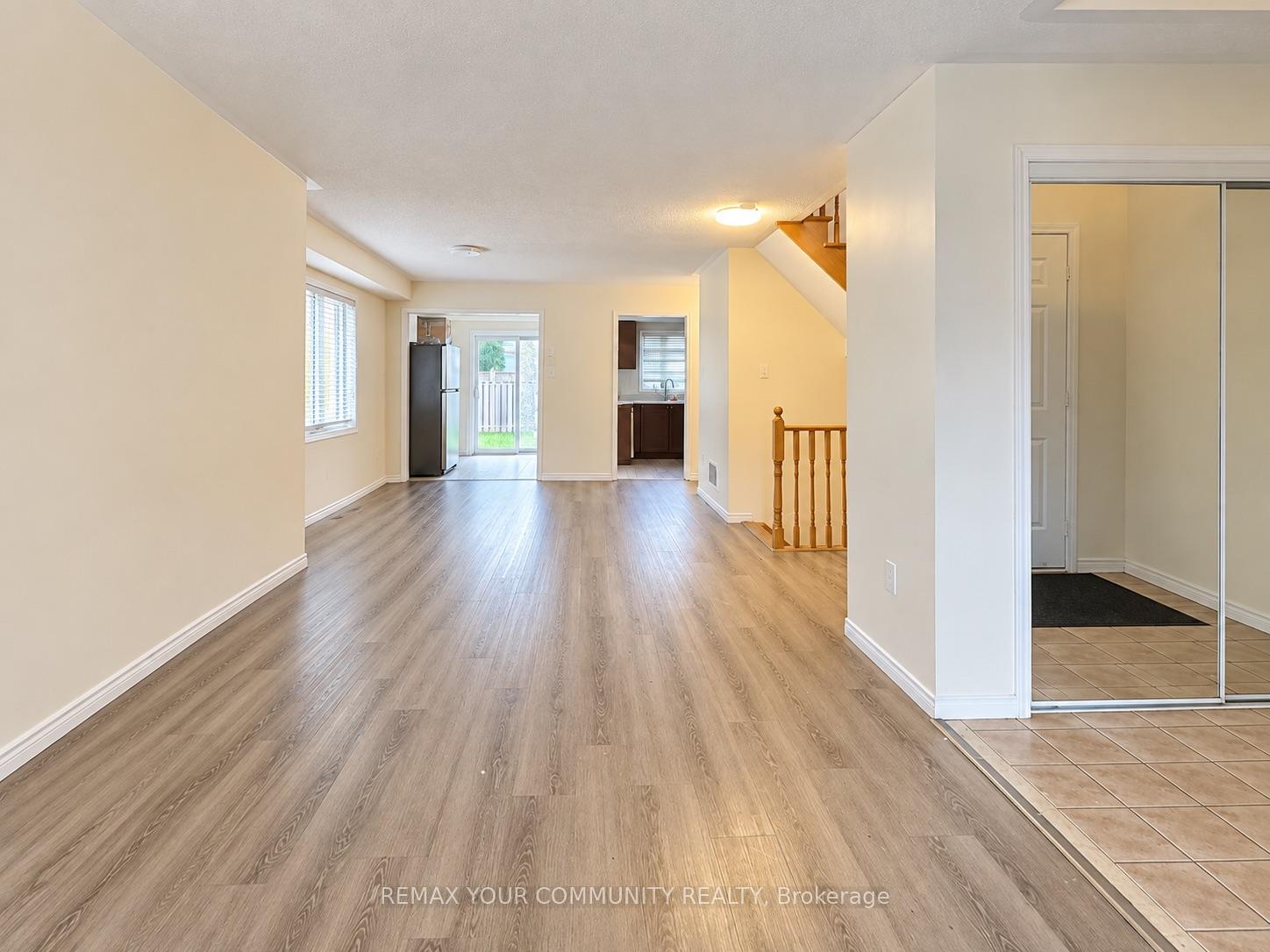 Photo 3 of 163 Flagstone Way, Newmarket, Woodland Hill — HOMEH