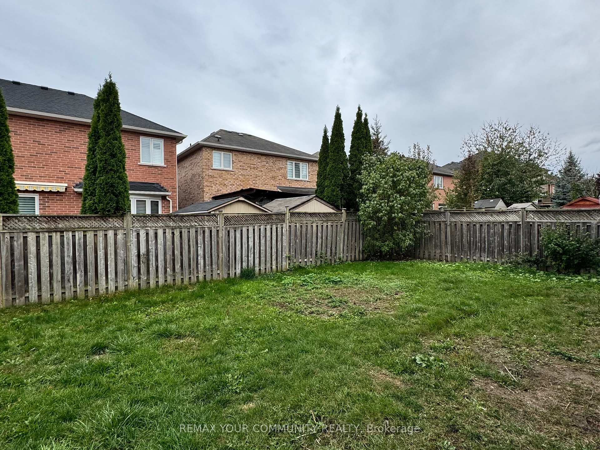 Photo 23 of 163 Flagstone Way, Newmarket, Woodland Hill — HOMEH