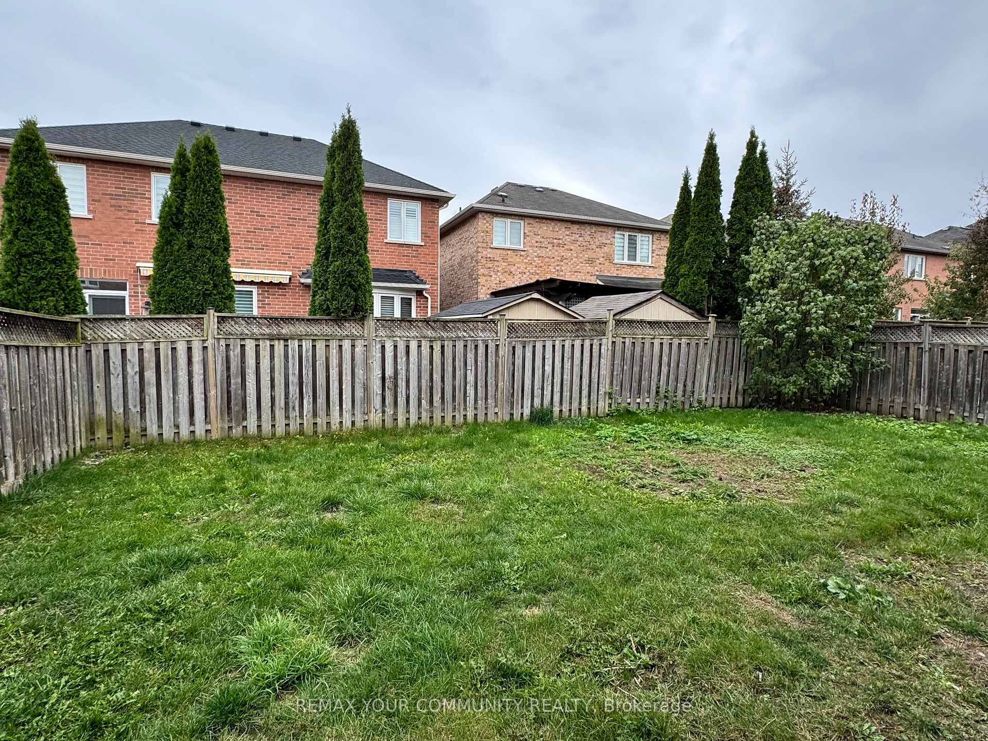 Photo 24 of 163 Flagstone Way, Newmarket, Woodland Hill — HOMEH