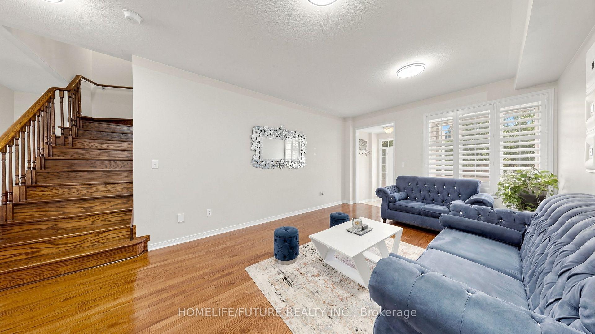 Photo 9 of 55 Jackson Eli Way, Markham, Cedarwood — HOMEH