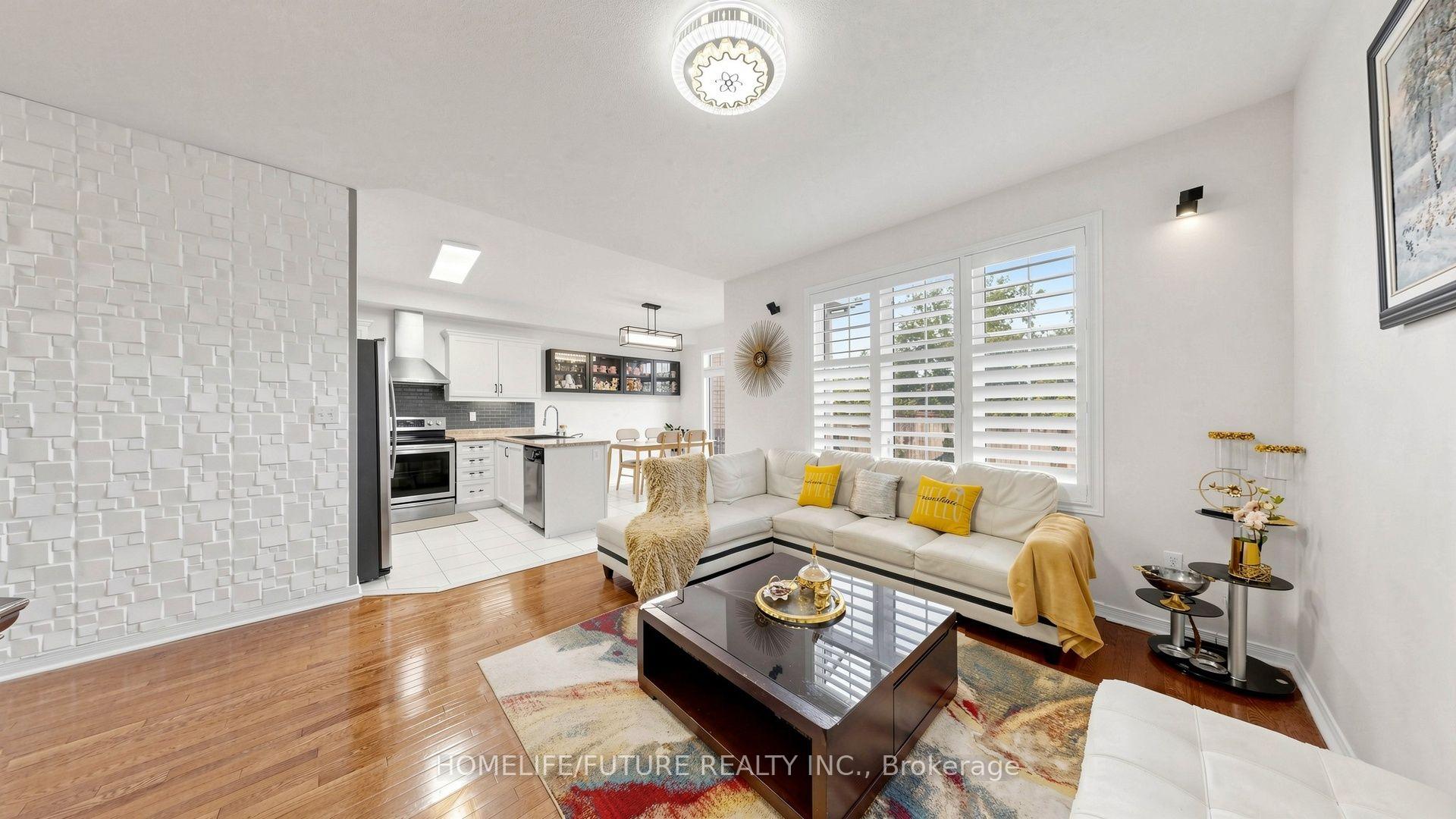 Photo 13 of 55 Jackson Eli Way, Markham, Cedarwood — HOMEH
