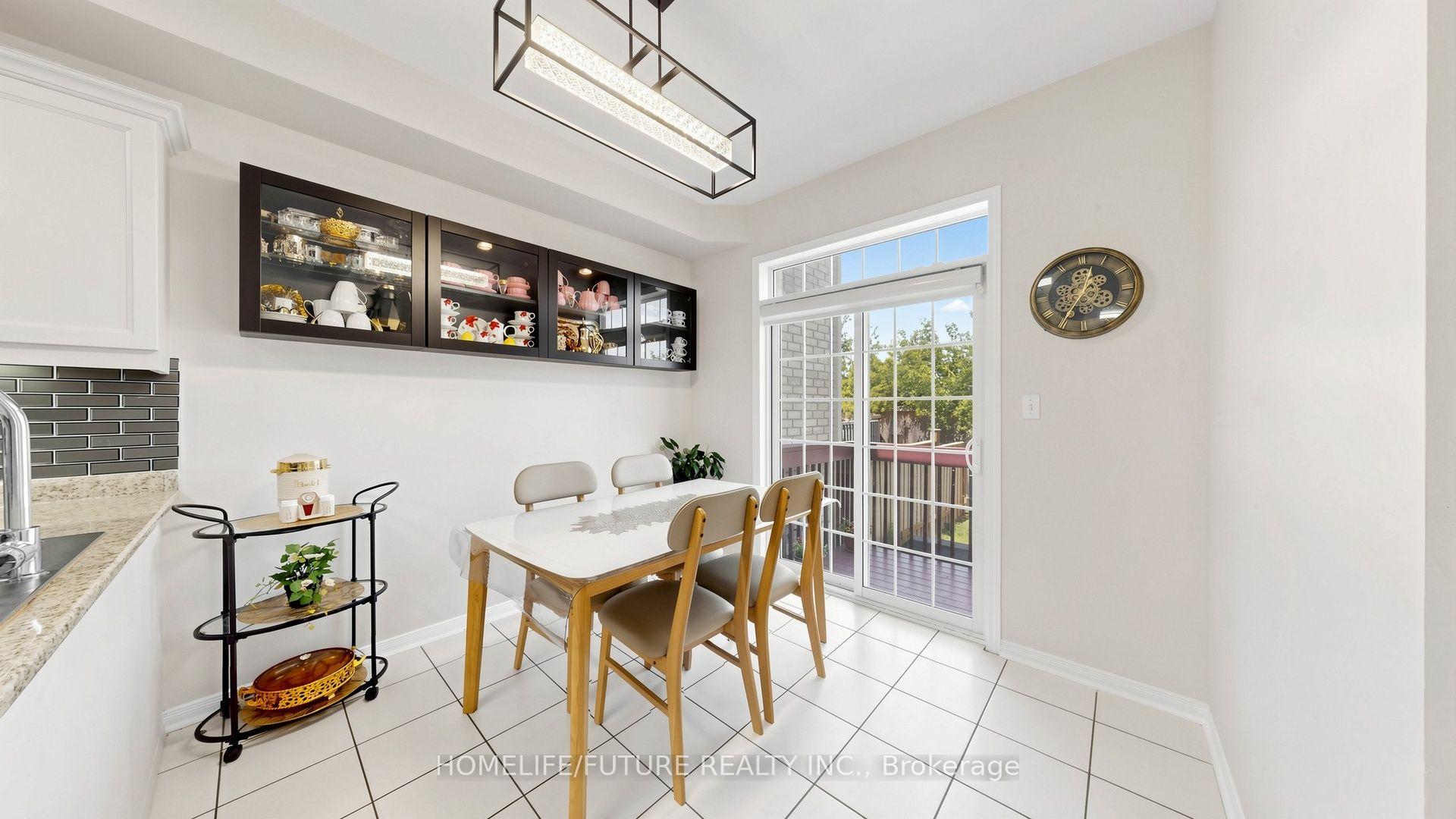 Photo 21 of 55 Jackson Eli Way, Markham, Cedarwood — HOMEH
