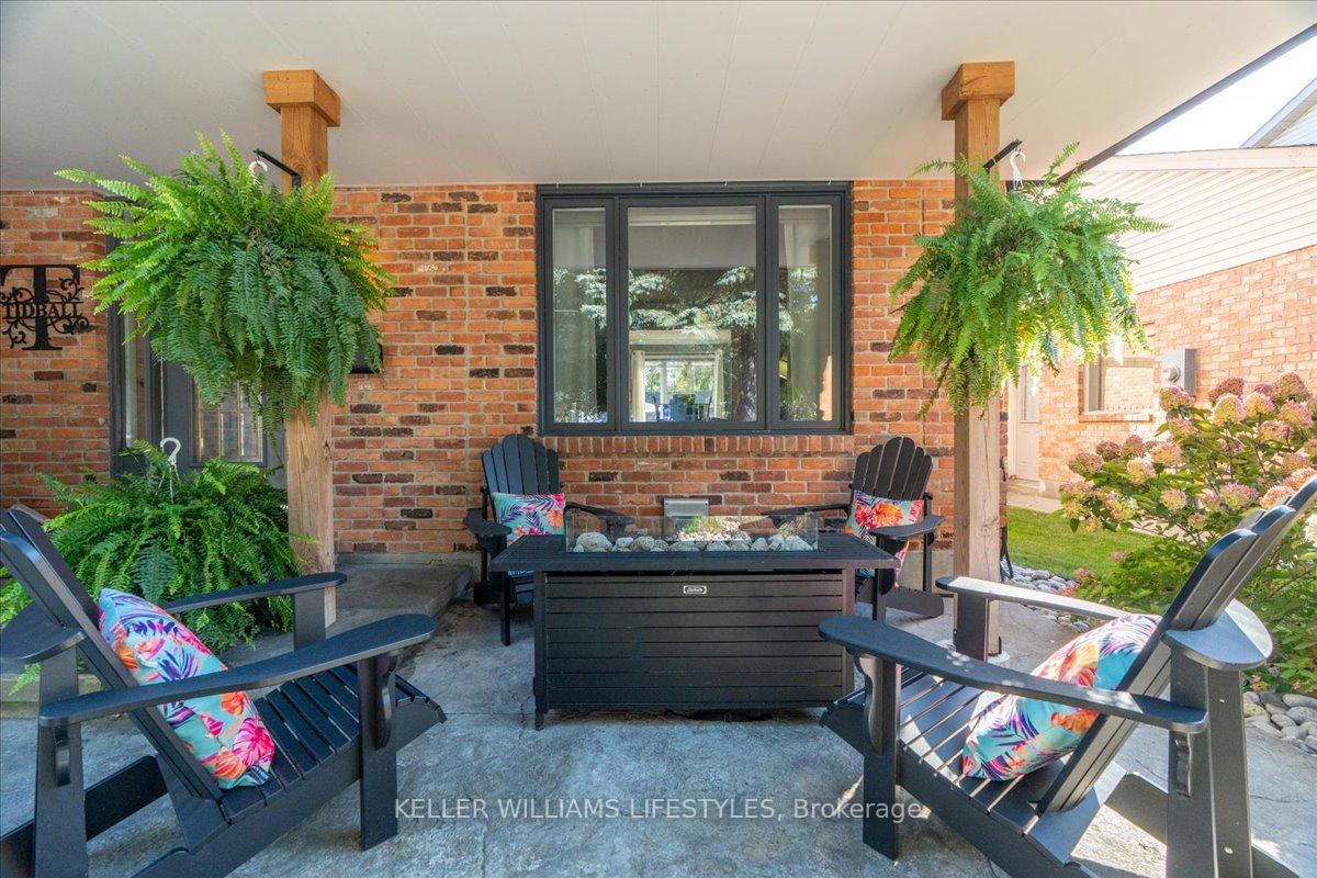 Photo 6 of 1879 Westgrove Drive, Sarnia — HOMEH