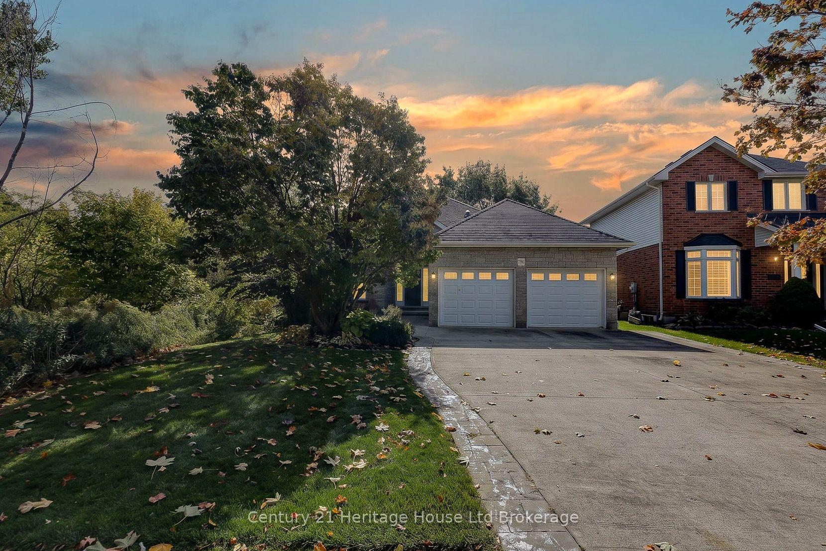 Photo of 796 Springbank Avenue N