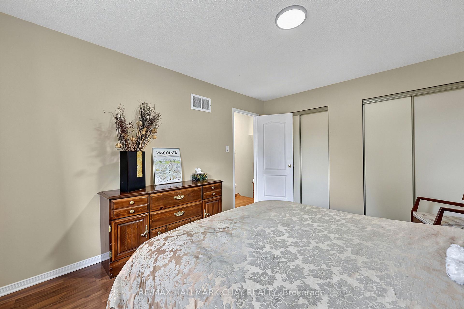 Photo 13 of 436 Simcoe Road, Bradford West Gwillimbury, Bradford — HOMEH