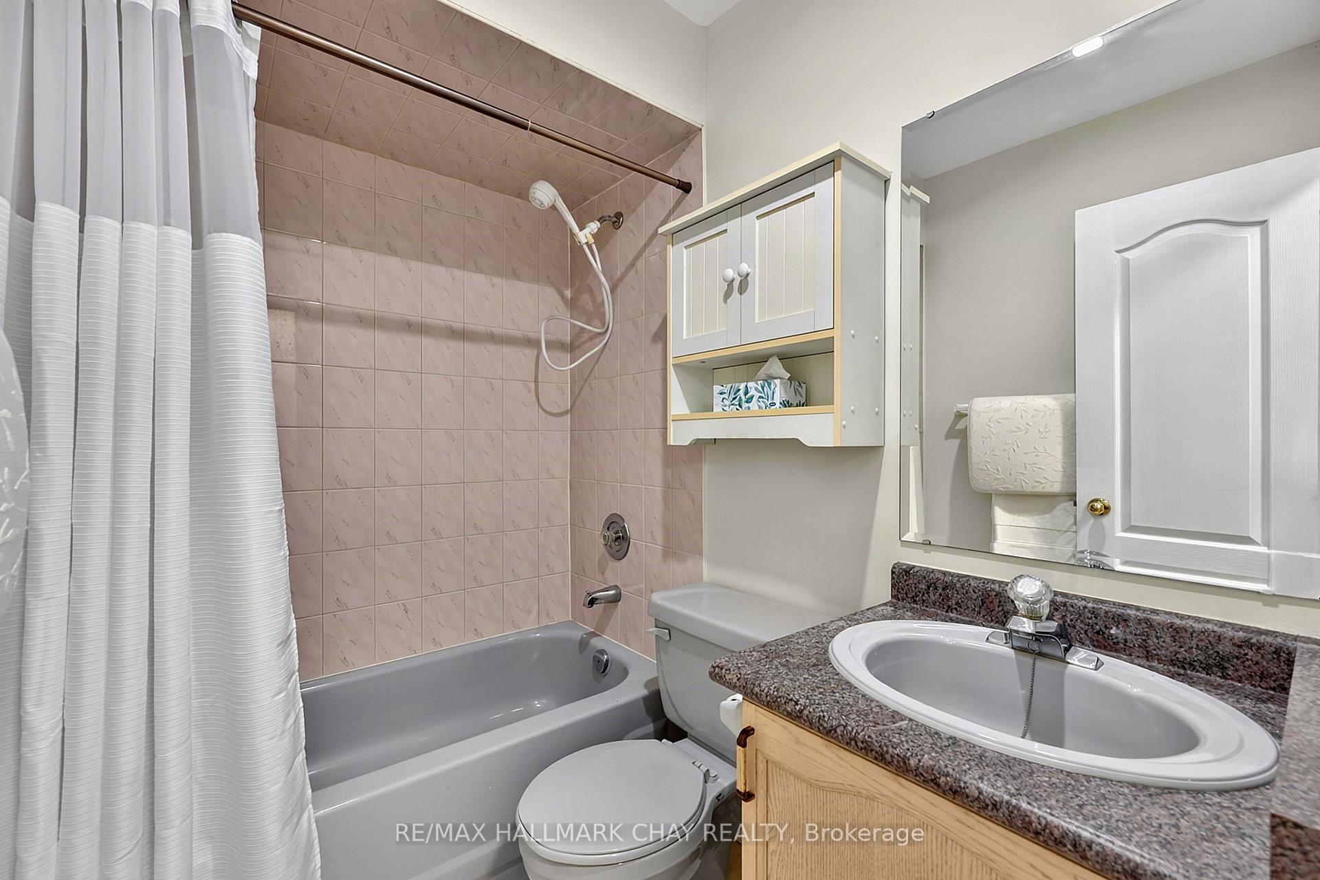 Photo 15 of 436 Simcoe Road, Bradford West Gwillimbury, Bradford — HOMEH