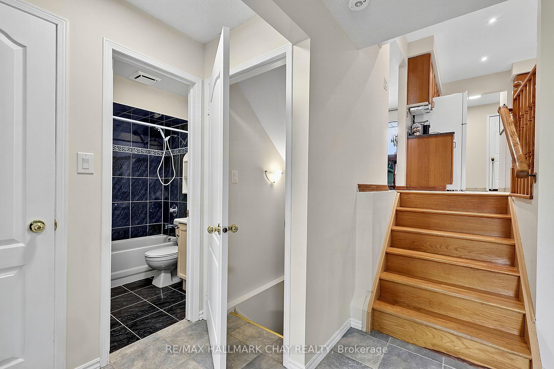 Photo 21 of 436 Simcoe Road, Bradford West Gwillimbury, Bradford — HOMEH