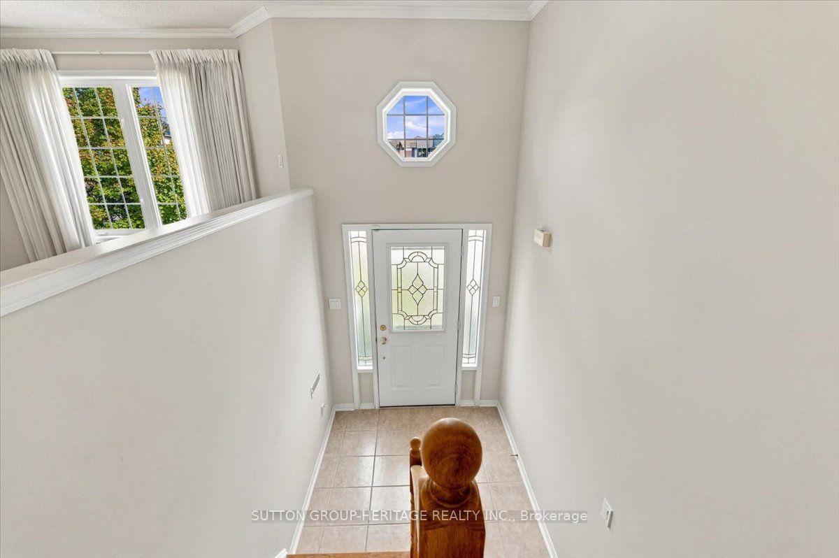 Photo 3 of 122 Perryview Drive, Scugog, Port Perry — HOMEH