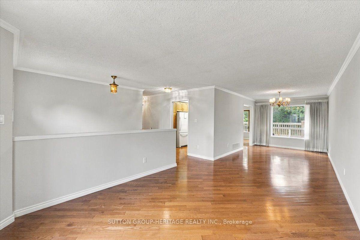 Photo 6 of 122 Perryview Drive, Scugog, Port Perry — HOMEH