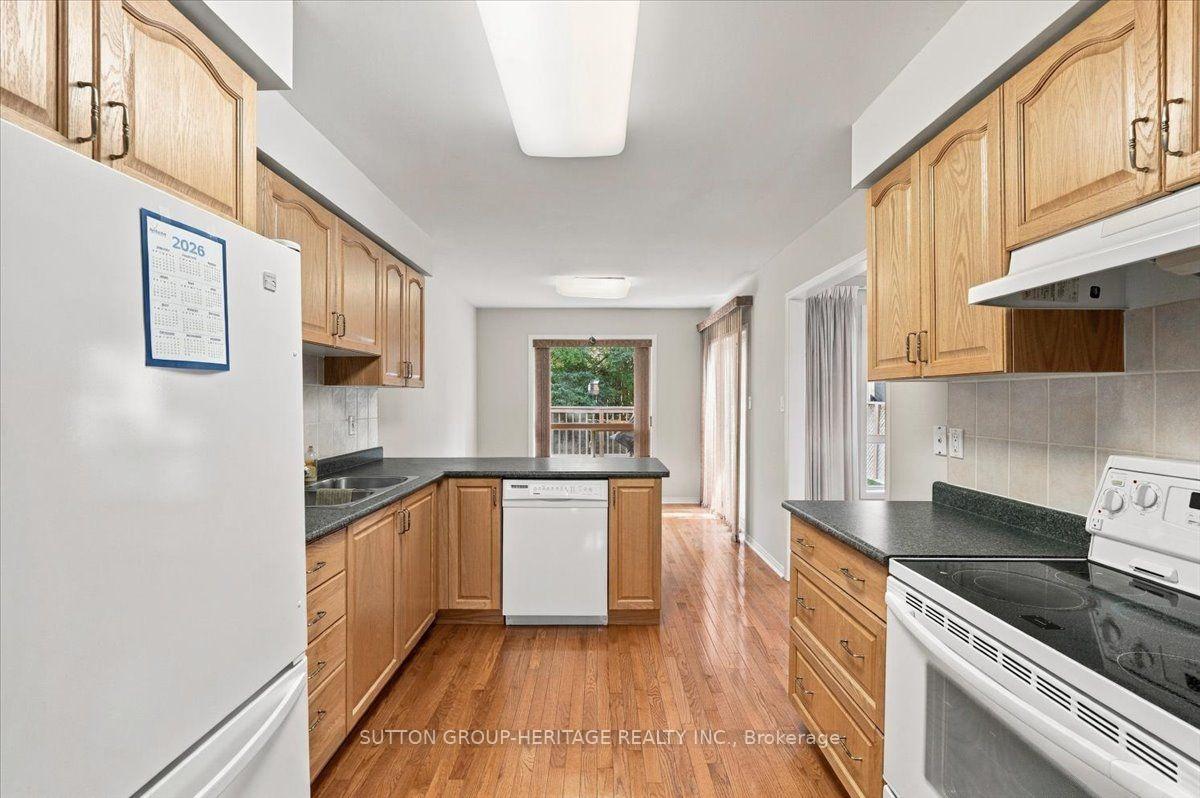 Photo 7 of 122 Perryview Drive, Scugog, Port Perry — HOMEH