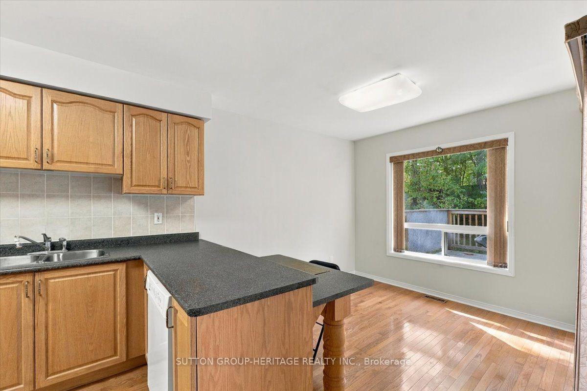 Photo 8 of 122 Perryview Drive, Scugog, Port Perry — HOMEH